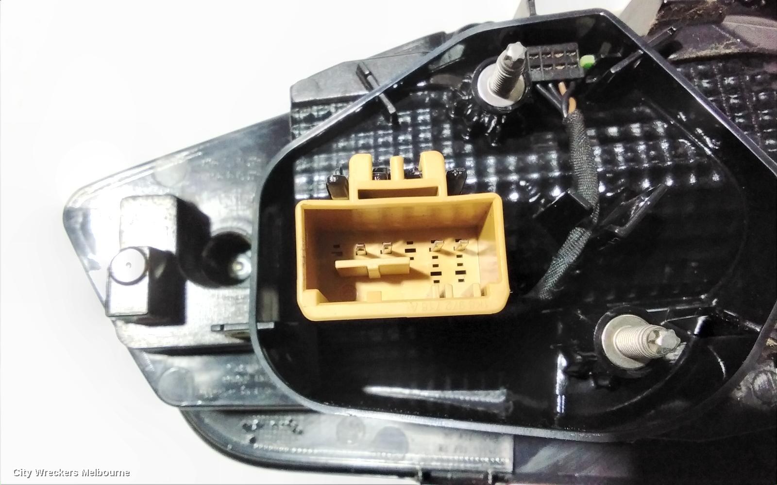 VOLKSWAGEN PASSAT REAR GARNISH, BOOTLID LAMP (RH SIDE), B8/MK7, 06/2015 - 10/2019
