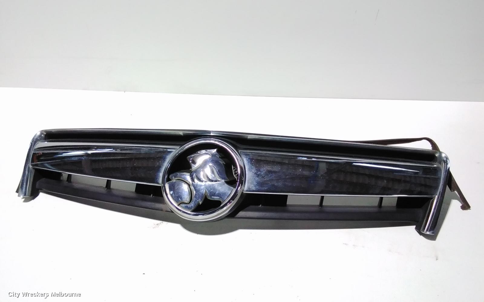 HOLDEN CAPTIVA GRILLE, RADIATOR GRILLE (UPPER), CG, MAXX/CAPTIVA 5 (4TH VIN = D), 09/2006 - 02/2011