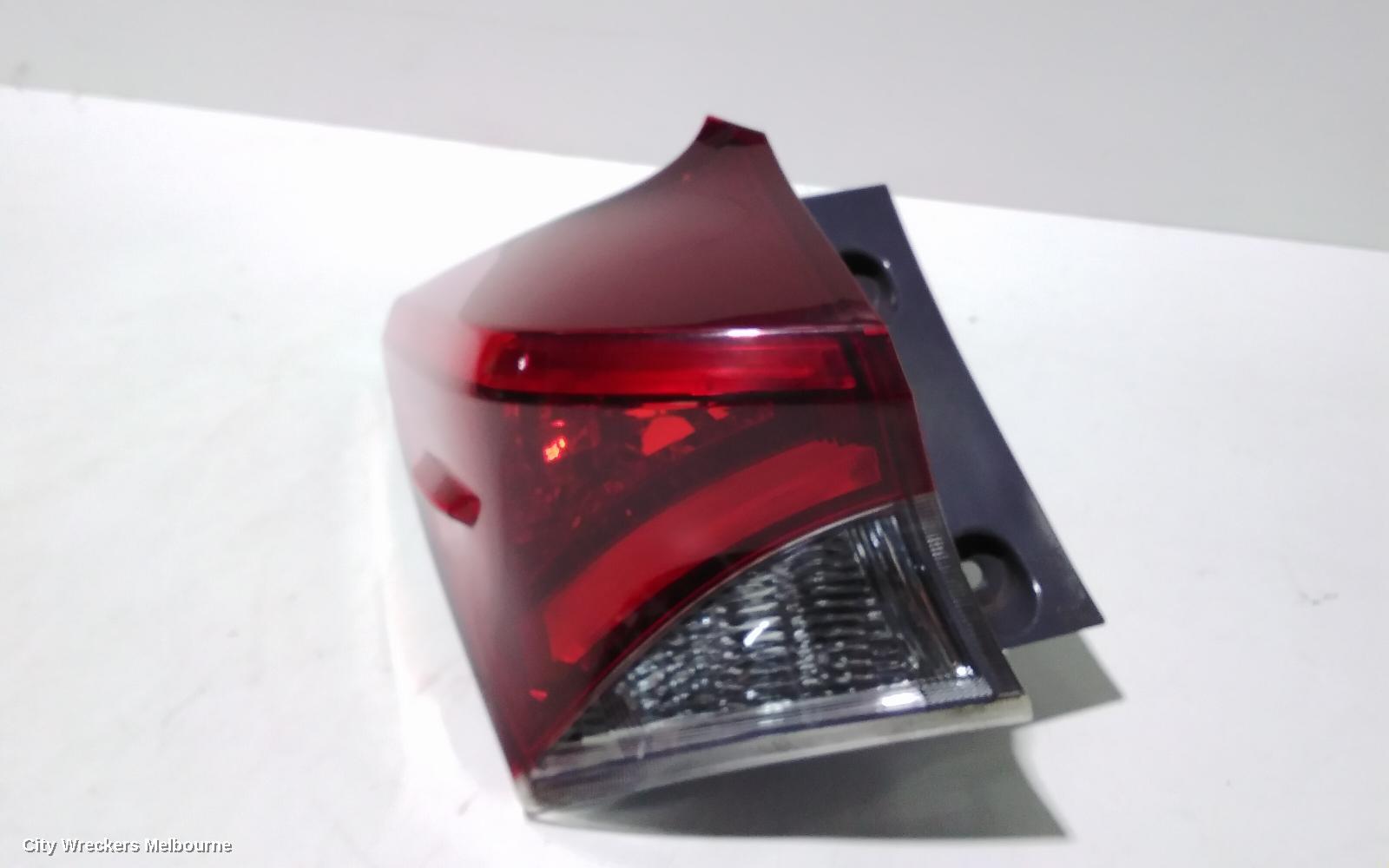 TOYOTA COROLLA LEFT TAILLIGHT, ZRE182R/ZWE186R, HATCH, 03/2015 - 06/2018