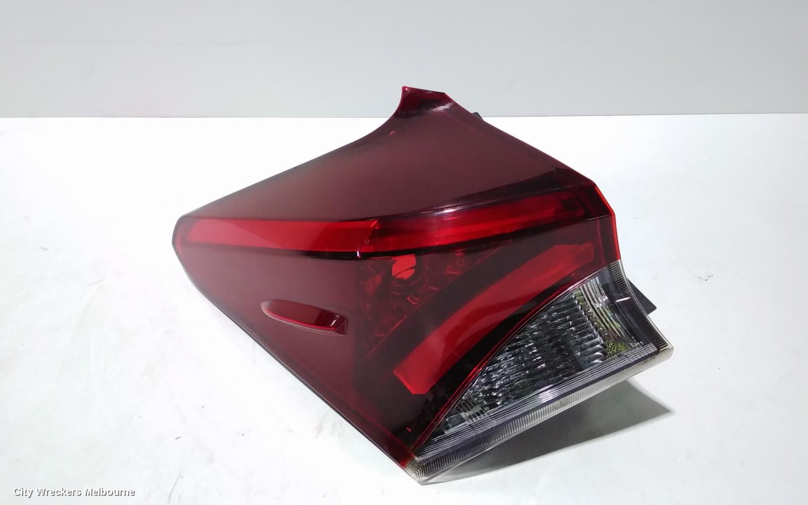 TOYOTA COROLLA LEFT TAILLIGHT, ZRE182R/ZWE186R, HATCH, 03/2015 - 06/2018