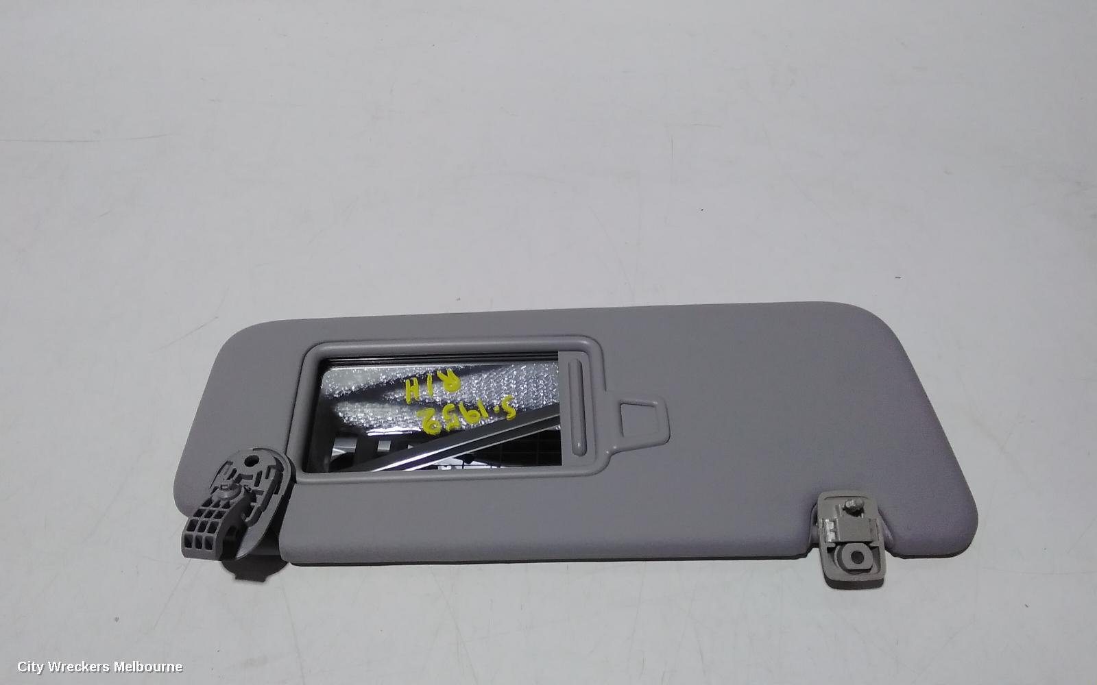HYUNDAI I30 SUNVISOR, CN7, SEDAN, 10/2020 ONWARDS