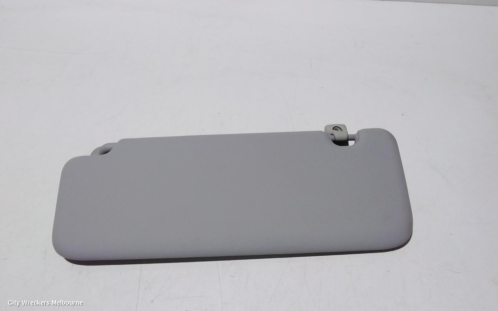 HYUNDAI I30 SUNVISOR, CN7, SEDAN, 10/2020 ONWARDS