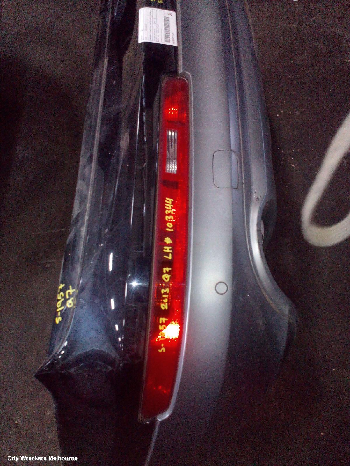 AUDI Q7 REAR BUMPER, BUMPER BAR (2 PIECE), 4L, GREY, 10/2009 - 08/2015