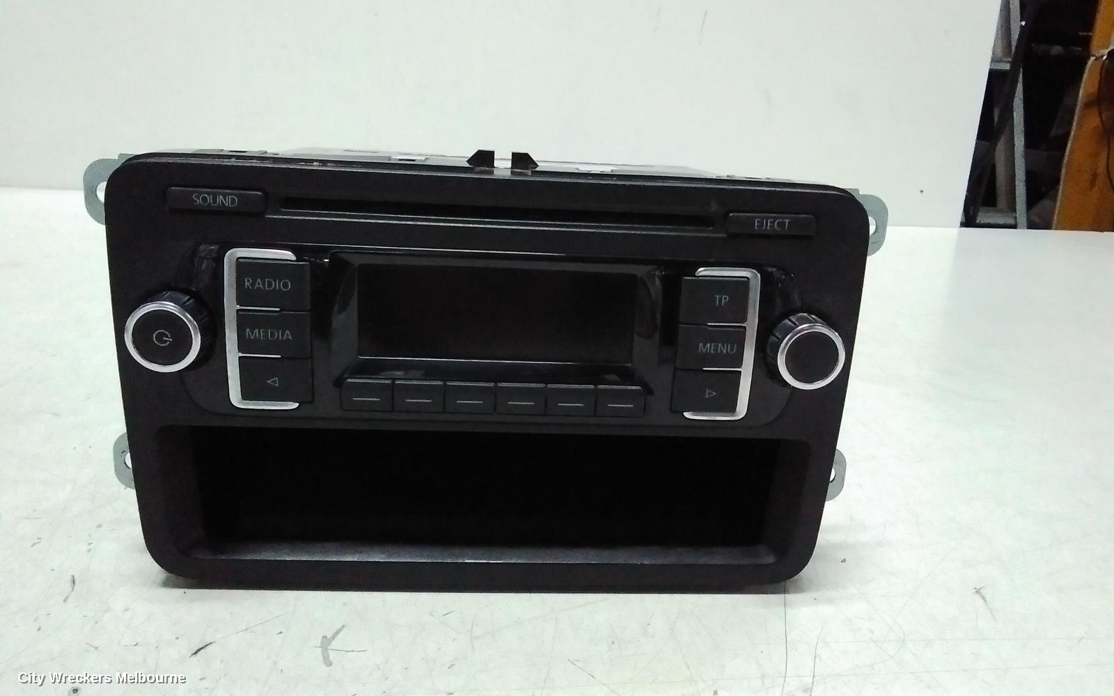 VOLKSWAGEN CADDY RADIO/CD/DVD/SAT/TV, CD PLAYER (RCD210), 2K, 08/2010 - 06/2015