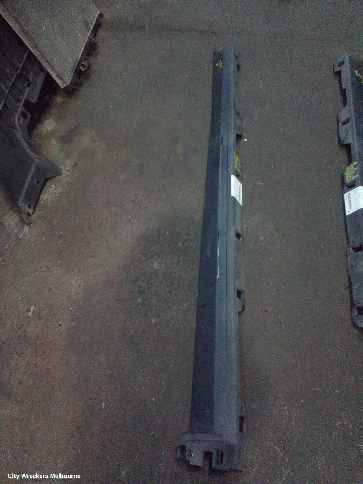 LAND ROVER DISCOVERY SPORT SIDE STEP/SKIRT, L550, 01/2015 ONWARDS