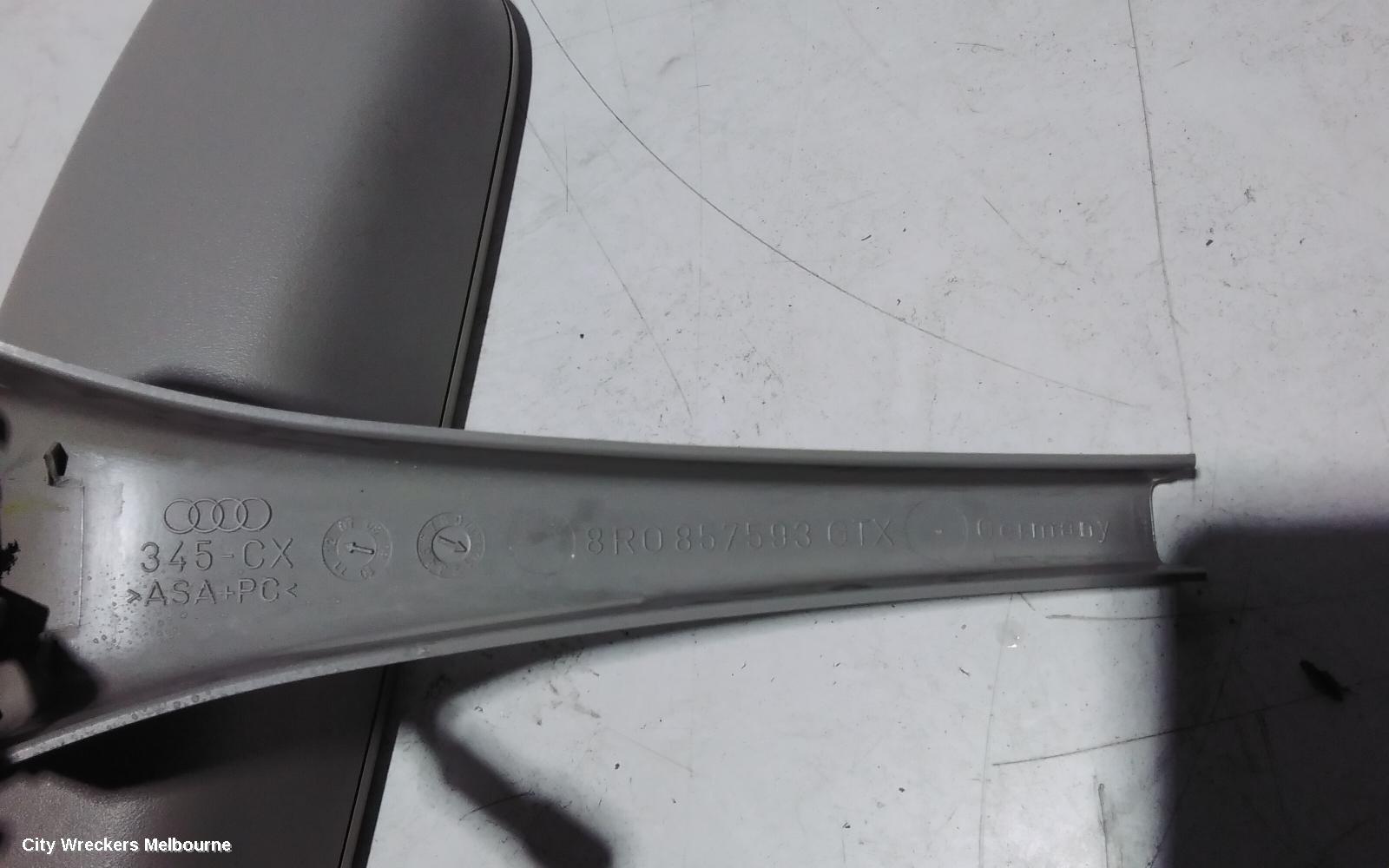 AUDI Q7 INTERIOR MIRROR, 4L, BLACK PLUG, 09/2006 - 08/2015
