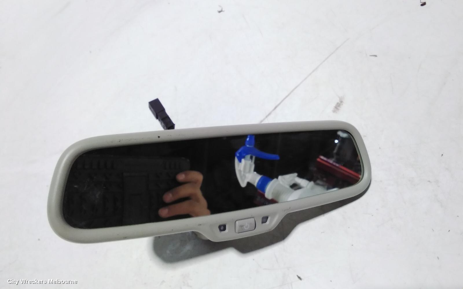 AUDI Q7 INTERIOR MIRROR, 4L, BLACK PLUG, 09/2006 - 08/2015