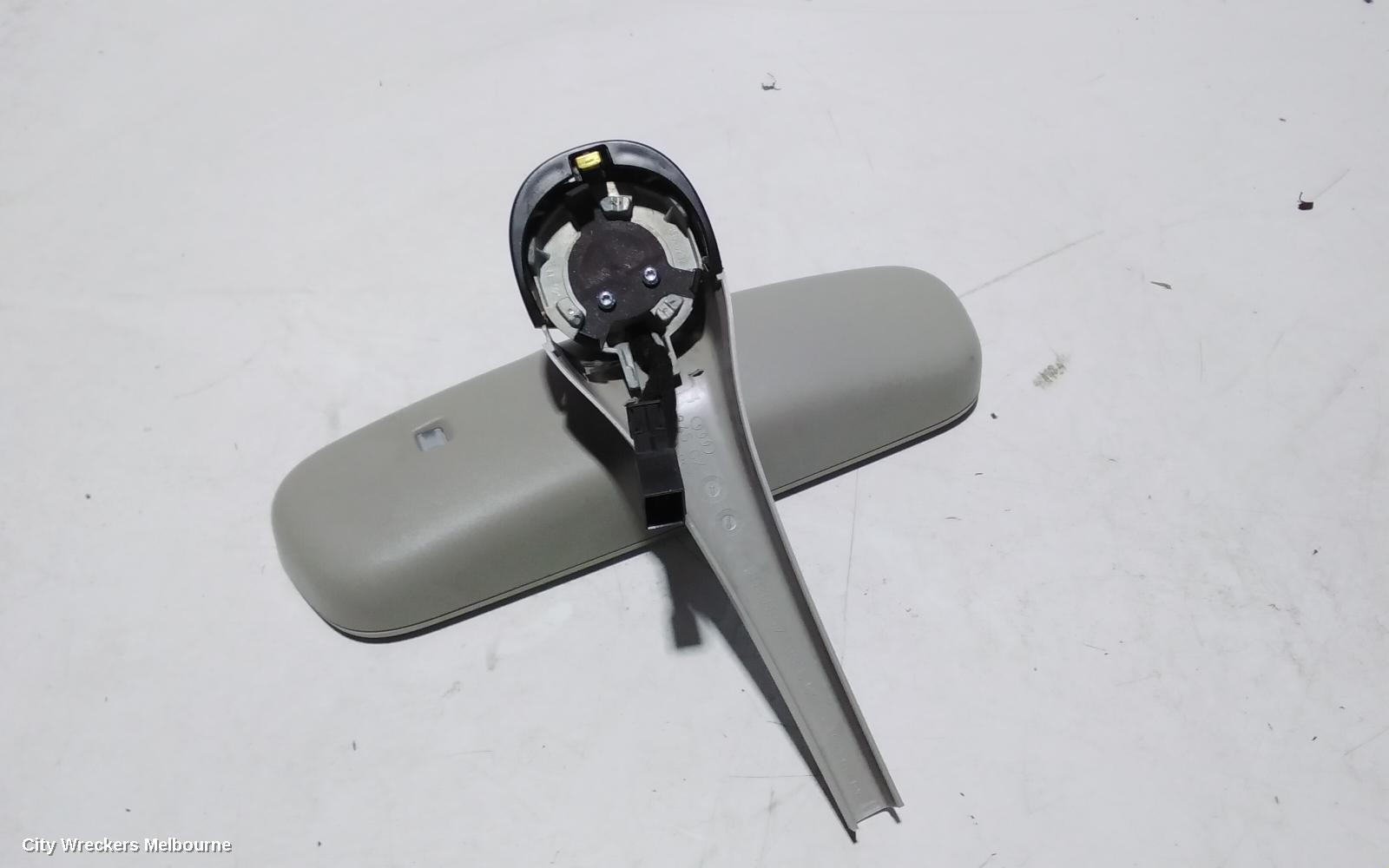 AUDI Q7 INTERIOR MIRROR, 4L, BLACK PLUG, 09/2006 - 08/2015