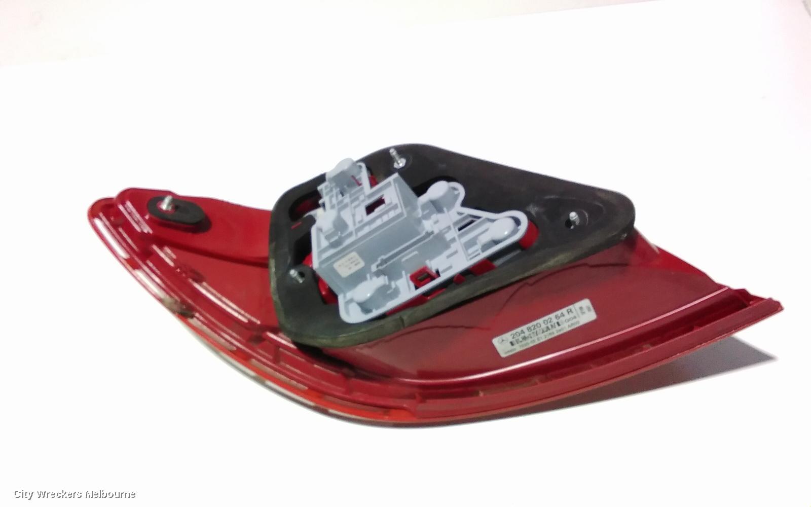 MERCEDES C CLASS RIGHT TAILLIGHT, W204, SEDAN, CLASSIC/ELEGANCE, NON LED, NON TINTED TYPE, 07/2007 - 04/2011