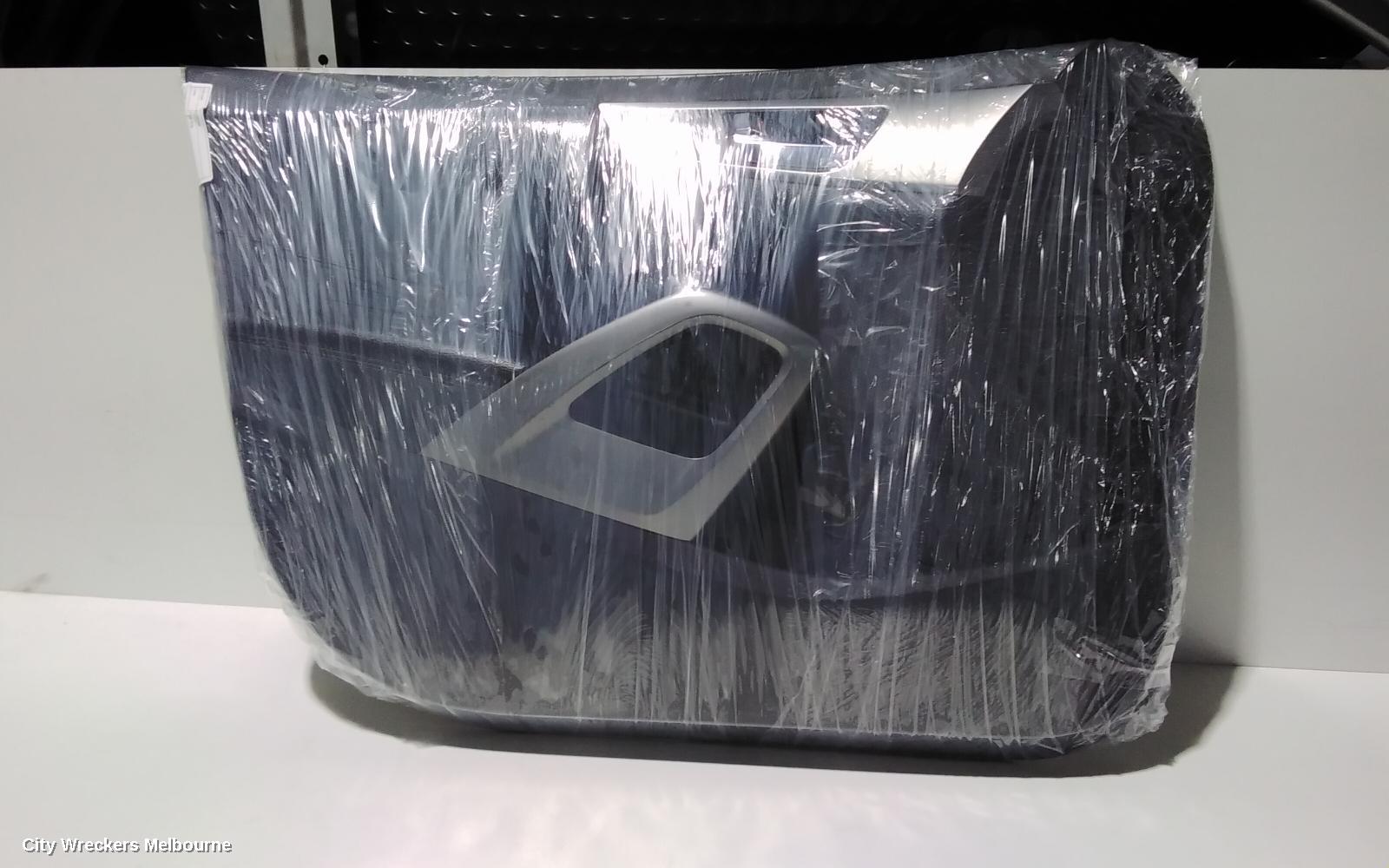 HYUNDAI VELOSTER DOOR TRIM, LH FRONT, FS, NON TURBO, VELOSTER+ TYPE, 12/2011 - 02/2018