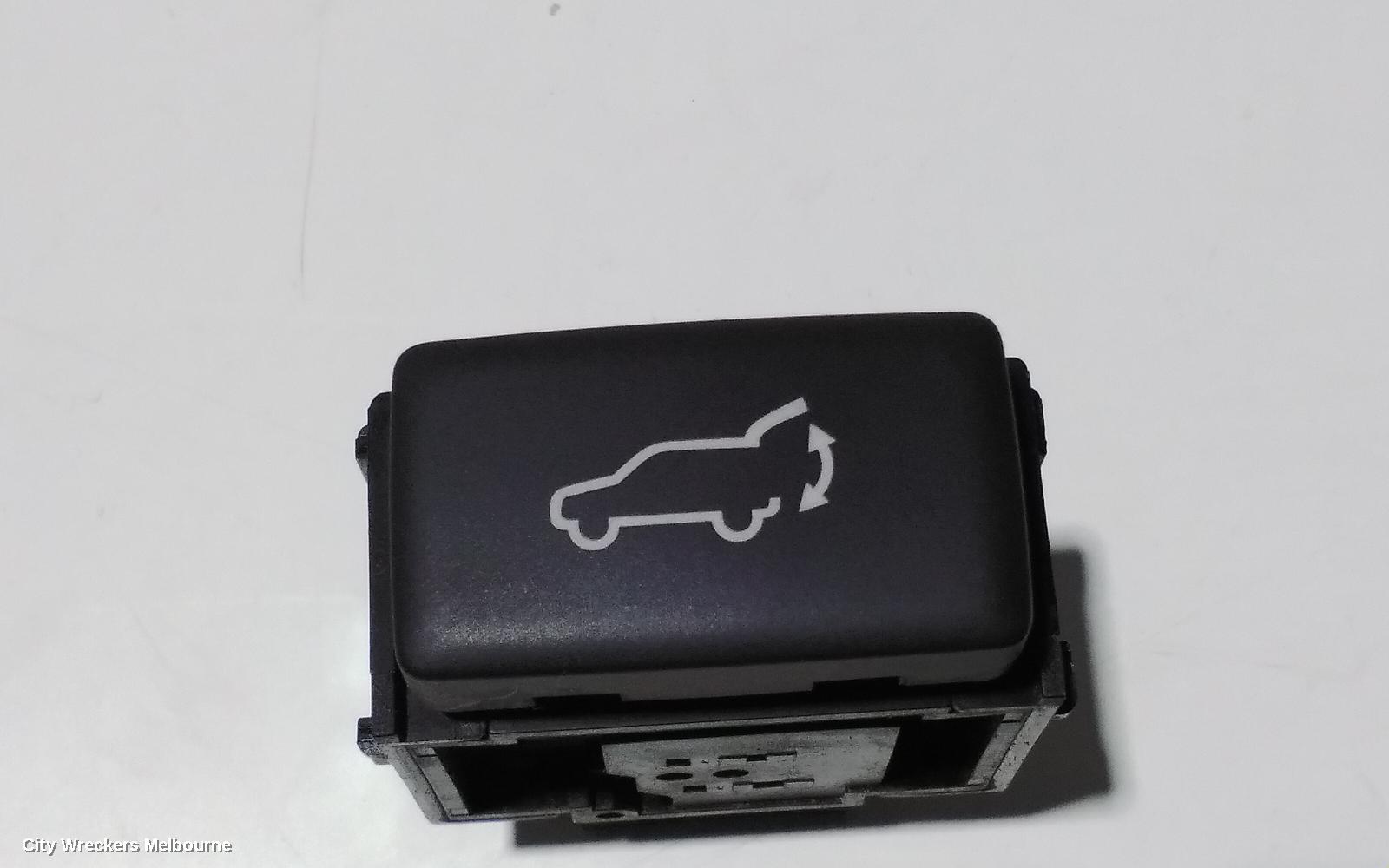 SUBARU OUTBACK, 6TH GEN, 08/2014 - 12/2020, TAILGATE SWITCH: 86882