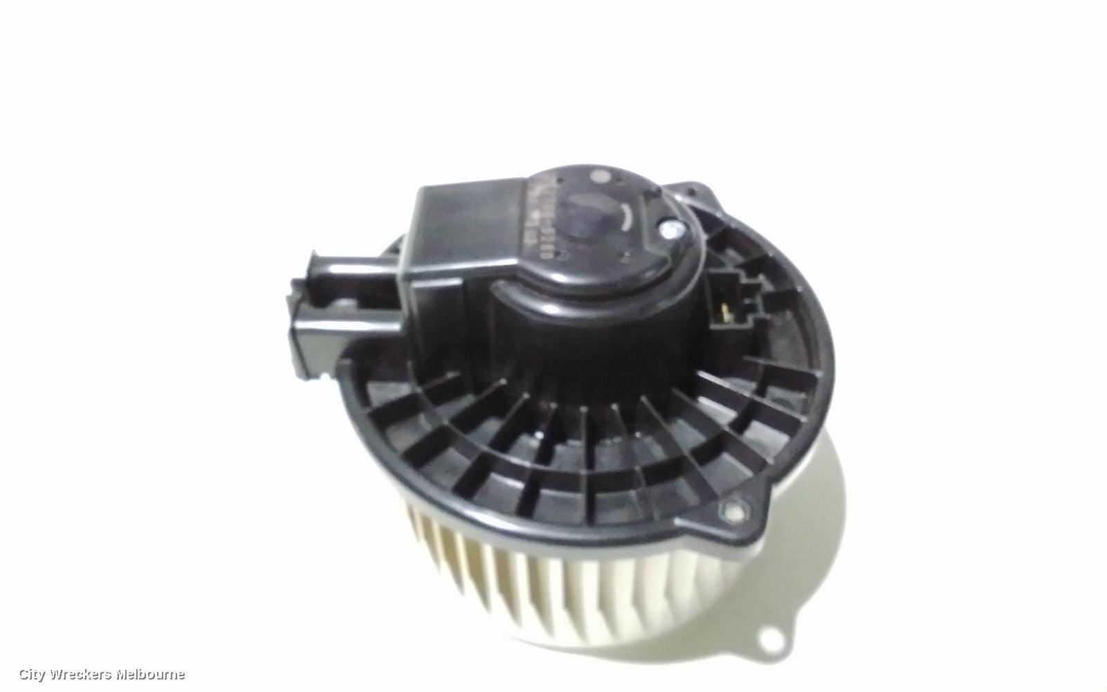 SUBARU OUTBACK HEATER FAN MOTOR, 6TH GEN, WIDE 2 PIN PLUG TYPE, P/N 2727005280, 08/2014 - 12/2020