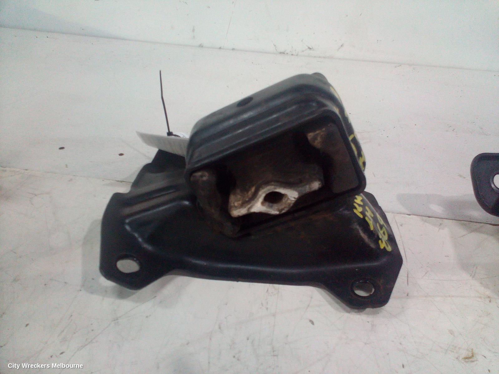 JEEP CHEROKEE MOUNT, TRANSMISSION MOUNT, PETROL, 3.7, KK, 11/2007 - 10/2012