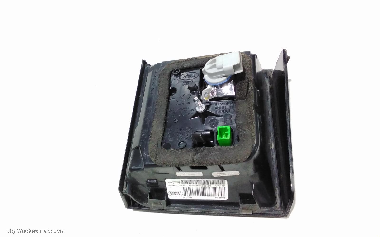 LAND ROVER DISCOVERY SPORT REAR GARNISH, TAILGATE LAMP (RH SIDE), L550, 01/2015 - 06/2019