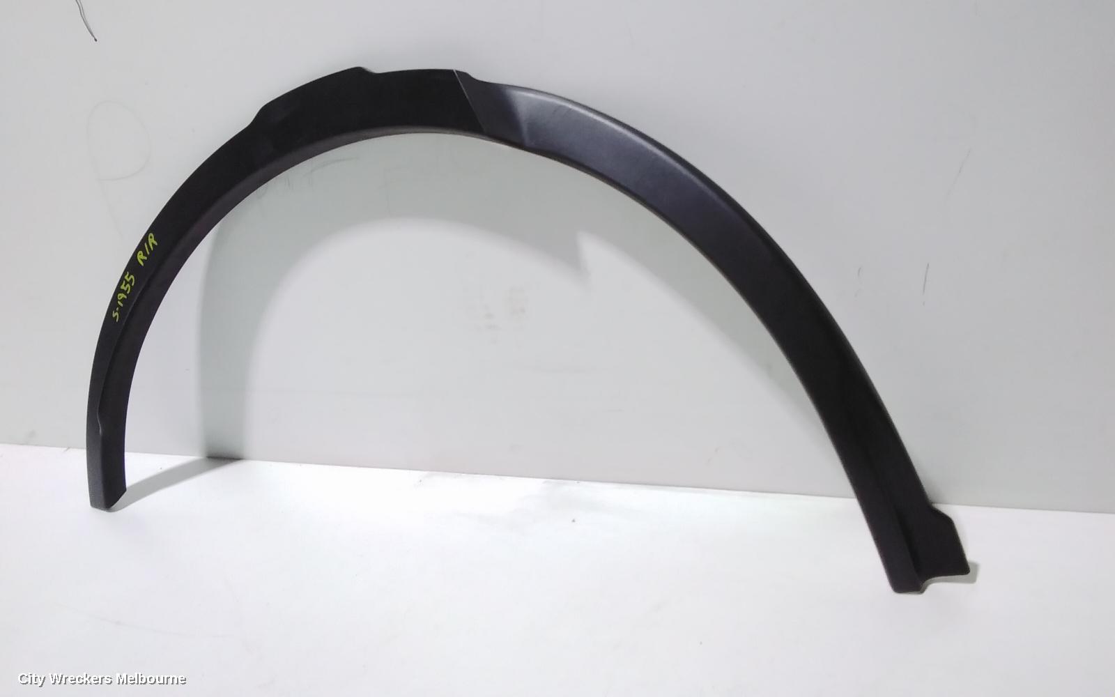 LAND ROVER DISCOVERY SPORT WHEEL ARCH FLARE, L550, RH REAR, BLACK, 01/2015 ONWARDS