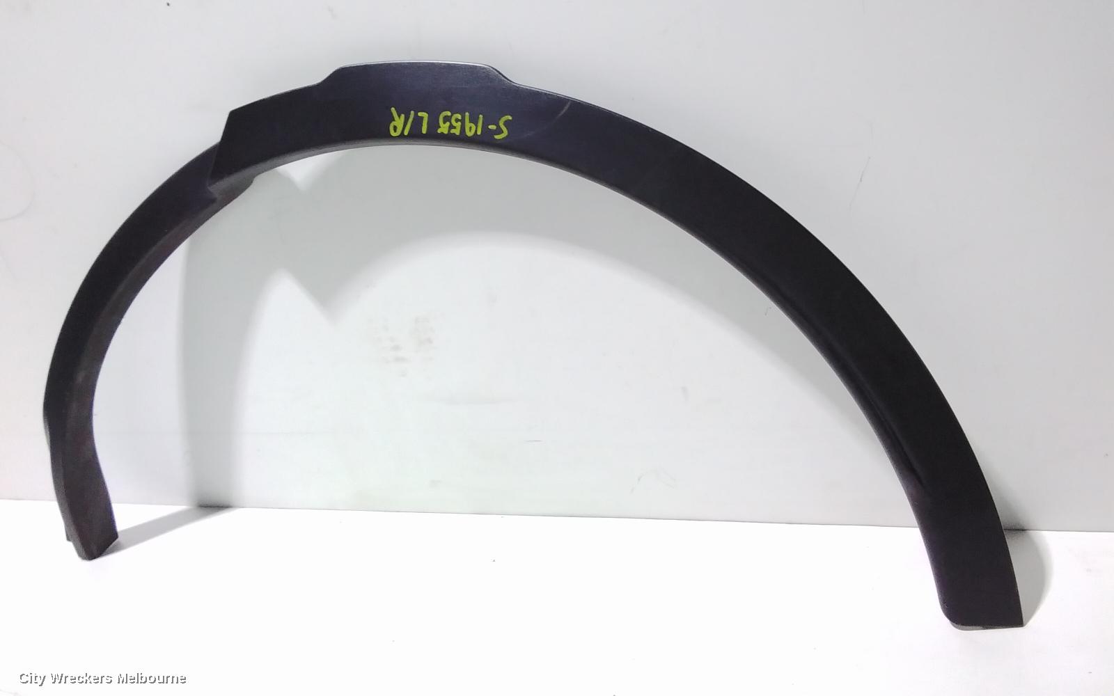LAND ROVER DISCOVERY SPORT WHEEL ARCH FLARE, L550, LH REAR, BLACK, 01/2015 ONWARDS