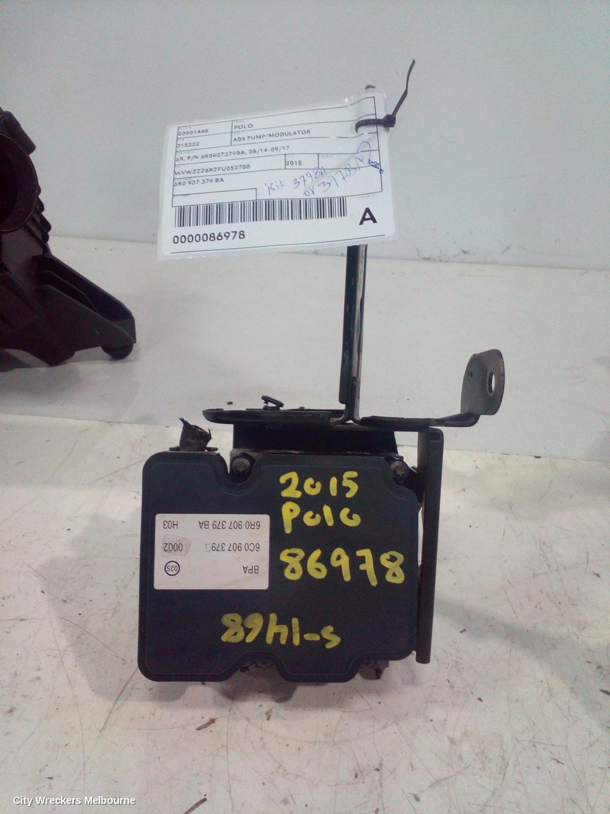 VOLKSWAGEN POLO ABS PUMP/MODULATOR, 6R, P/N 6R0907379BA, 05/2014 - 09/2017