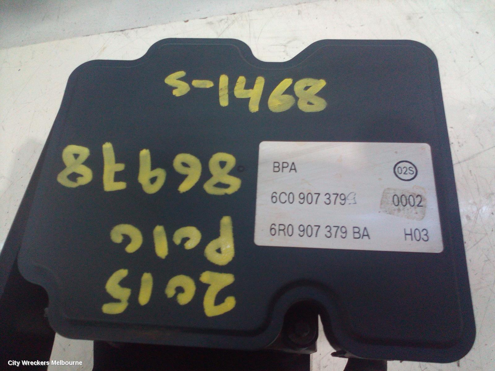 VOLKSWAGEN POLO ABS PUMP/MODULATOR, 6R, P/N 6R0907379BA, 05/2014 - 09/2017