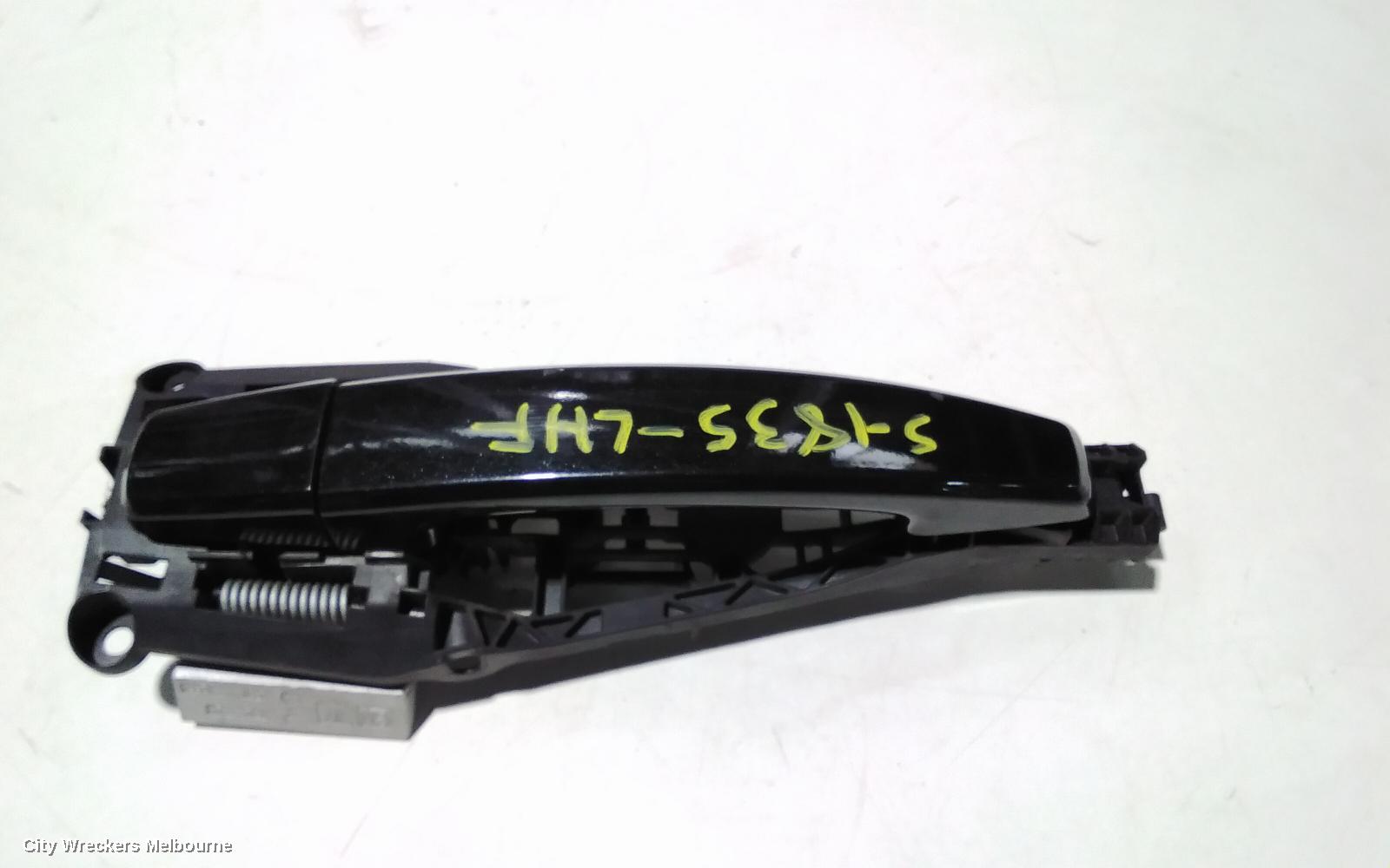 HOLDEN BARINA DOOR HANDLE, OUTER, LH FRONT, NON CHROME INSERT TYPE, TM, 11/2011 - 12/2018