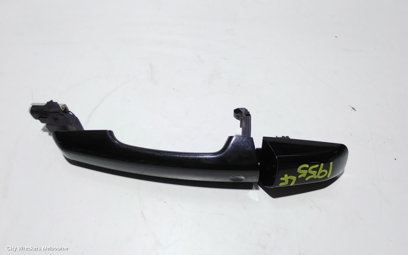 LAND ROVER DISCOVERY SPORT DOOR HANDLE, LH FRONT, OUTER, COLOUR CODED, NON CHROME INSERT TYPE, L550, 01/2015 - 06/2019