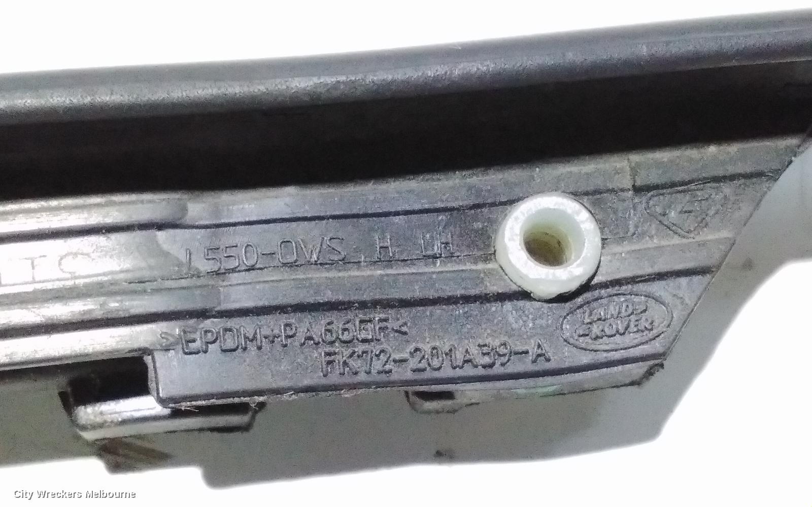 LAND ROVER DISCOVERY SPORT DOOR MOULD, LHF UPPER CHROM MOULD: 87030, L550, 01/2015 ONWARDS