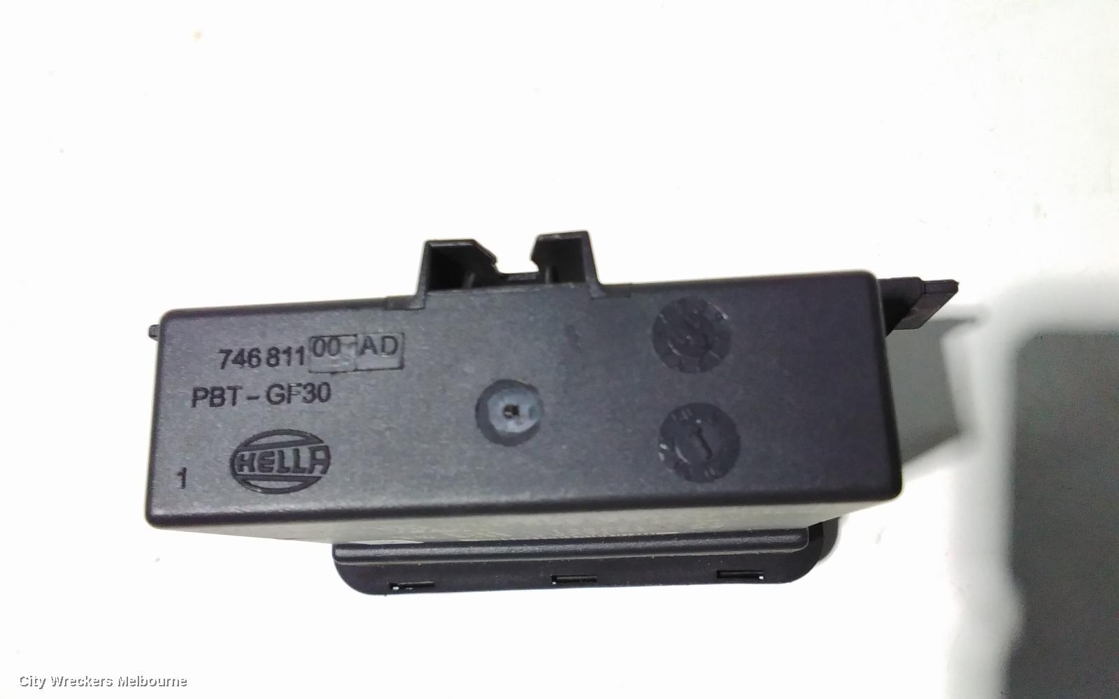LAND ROVER RANGEROVER EVOQUE, L538, 11/2011 - 01/2019, BJ3213K031AC COMPUTER LIGHTING MODULE WITH PART NUMBER : 87054