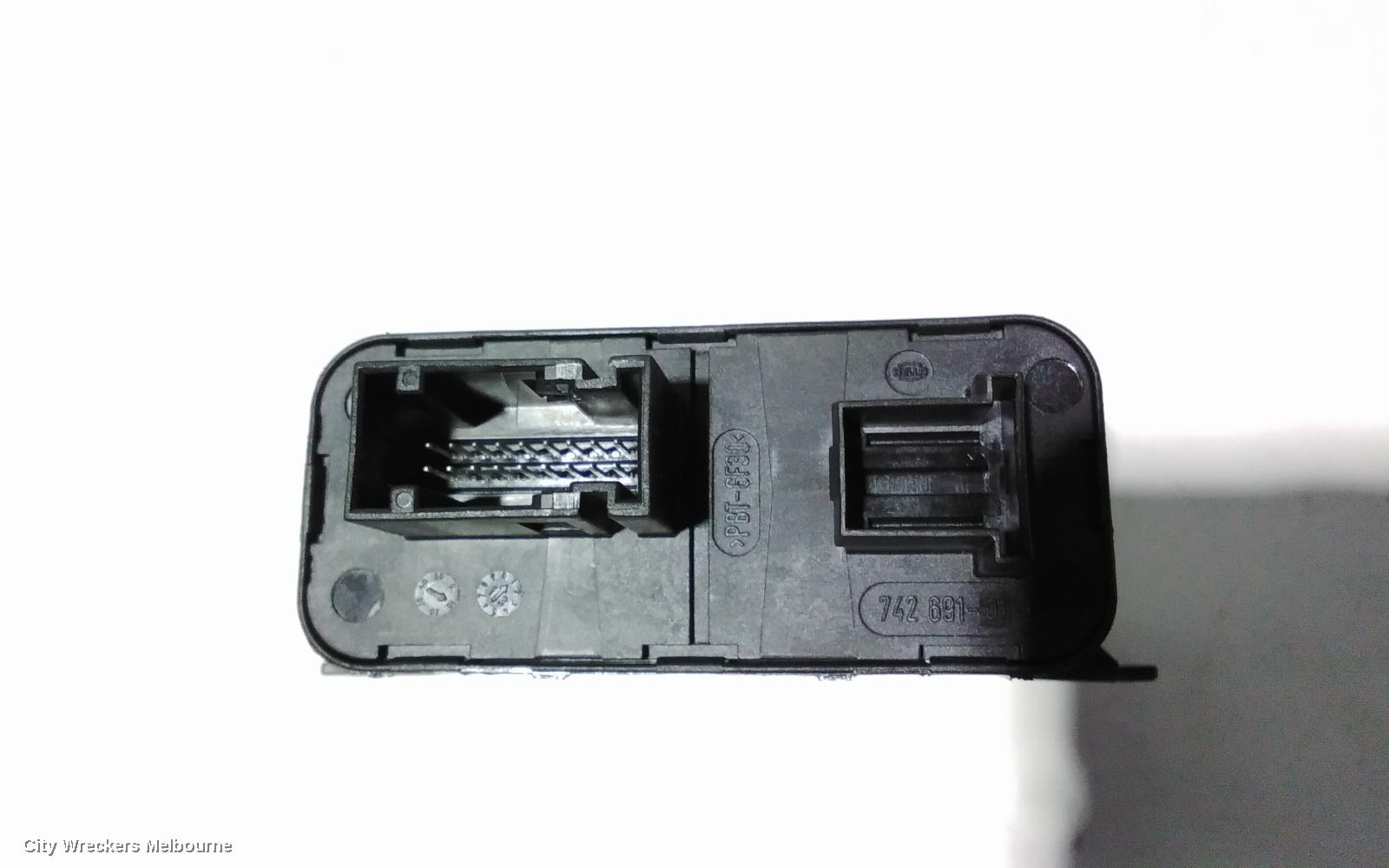 LAND ROVER RANGEROVER EVOQUE, L538, 11/2011 - 01/2019, BJ3213K031AC COMPUTER LIGHTING MODULE WITH PART NUMBER : 87054