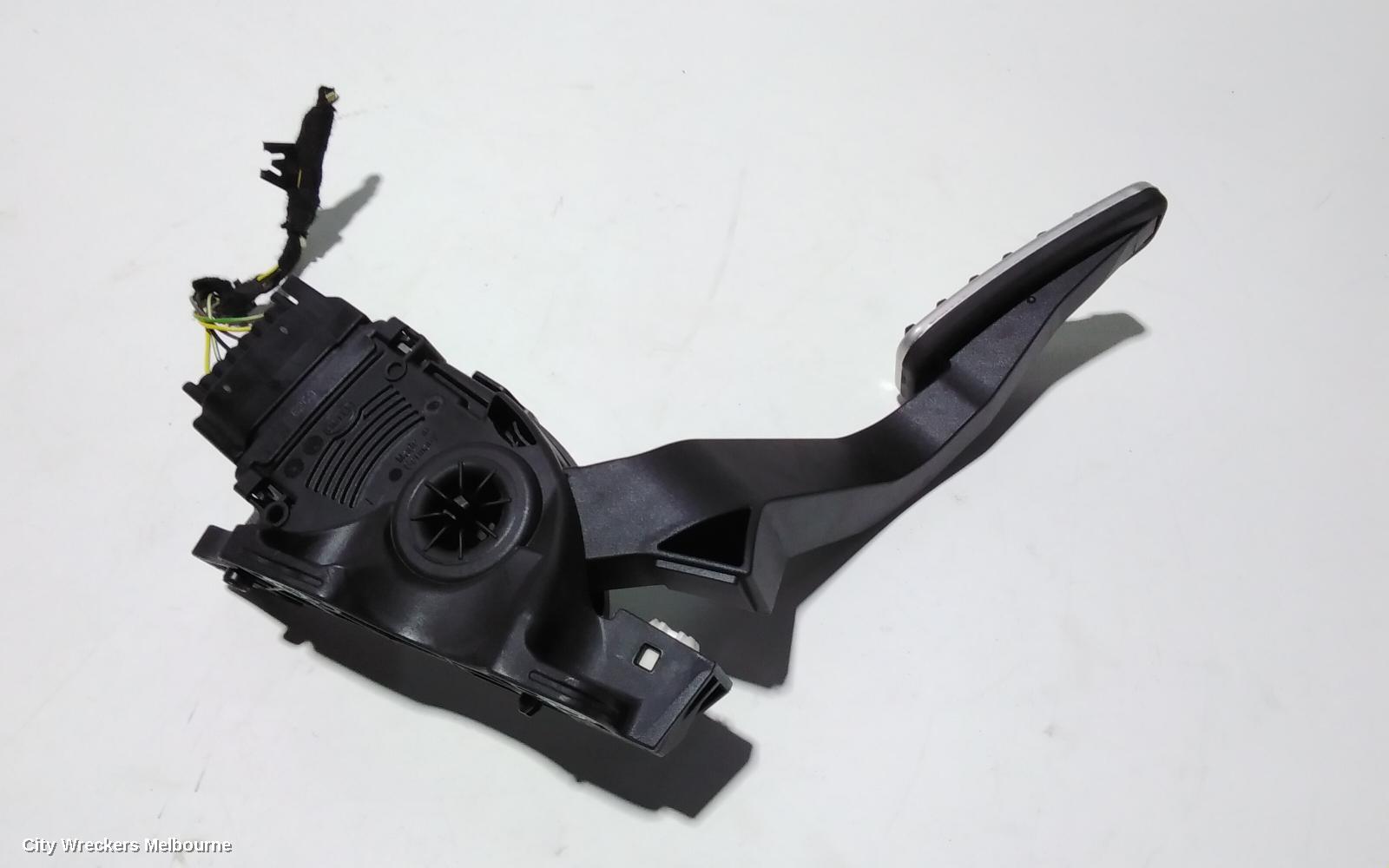 LAND ROVER RANGEROVER EVOQUE PEDAL ASSEMBLY, L538, AUTO T/M, DIESEL, 2.2, ACCELERATOR PEDAL, 11/2011 - 08/2015