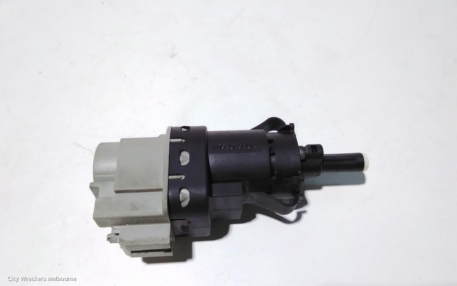 LAND ROVER RANGEROVER EVOQUE, L538, 11/2011 - 01/2019, BRAKE LIGHT SWITCH  BJ32-13480-AA: 87065