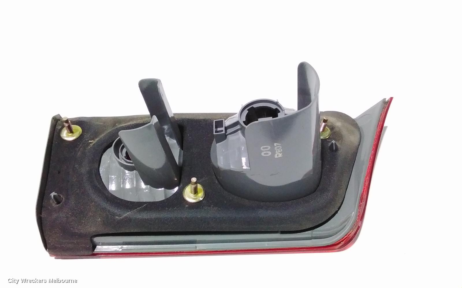 HONDA ACCORD REAR GARNISH, BOOTLID LAMP (RH SIDE), 7TH GEN, CL/EURO (VIN JHMCL), 12/2005 - 03/2008