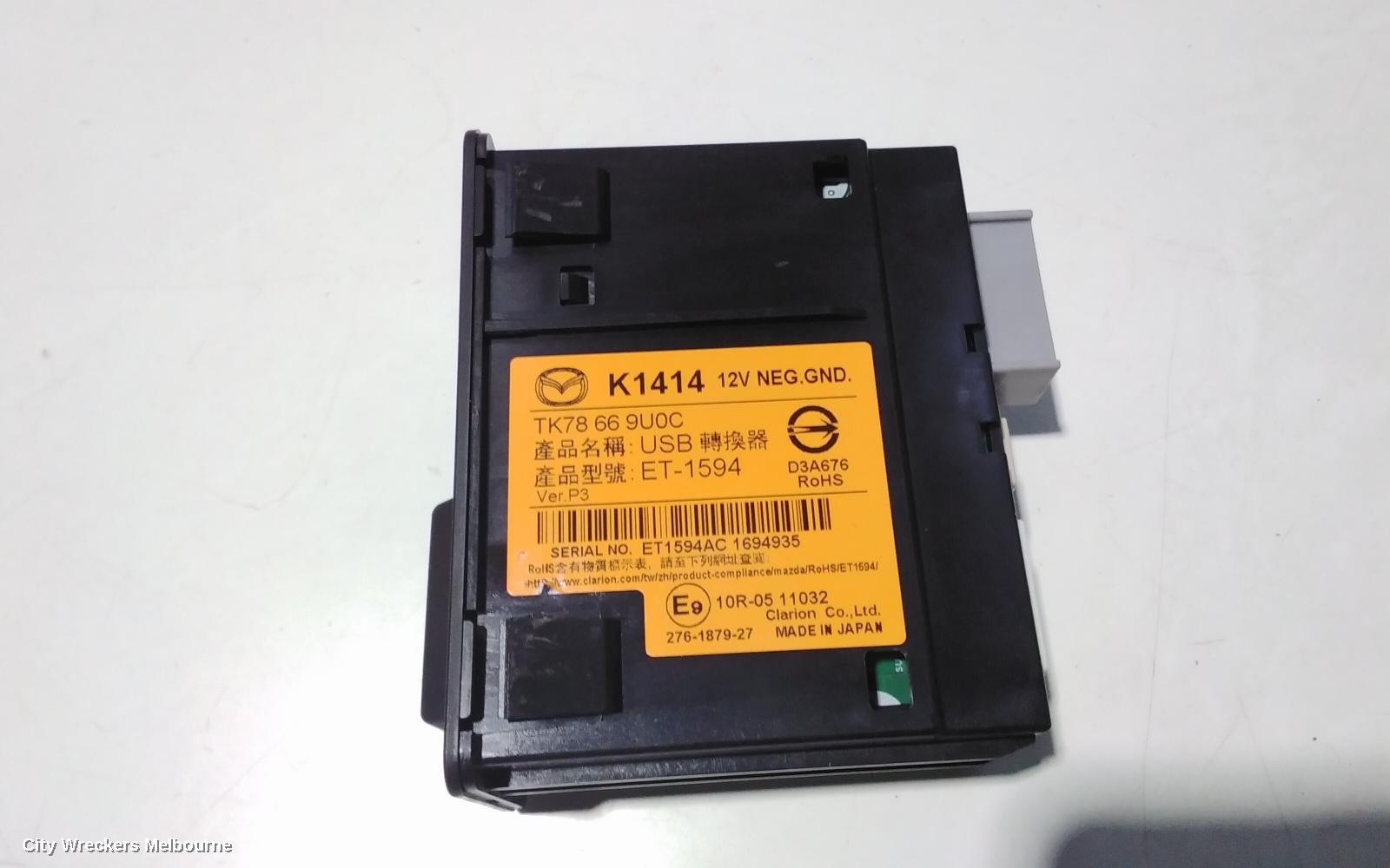 MAZDA CX3 RADIO/CD/DVD/SAT/TV, DISPLAY UNIT, 8IN, TOUCHSCREEN, DK, 03/2015 ONWARDS