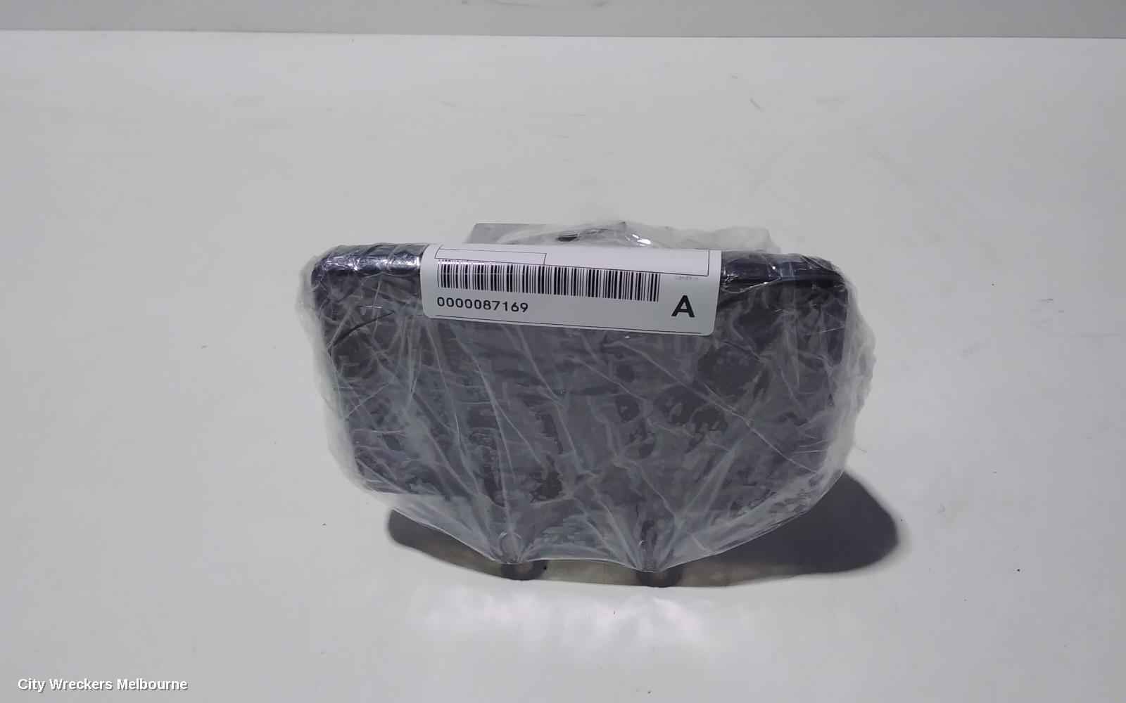 MAZDA CX3 RADIO/CD/DVD/SAT/TV, DISPLAY UNIT, 8IN, TOUCHSCREEN, DK, 03/2015 ONWARDS