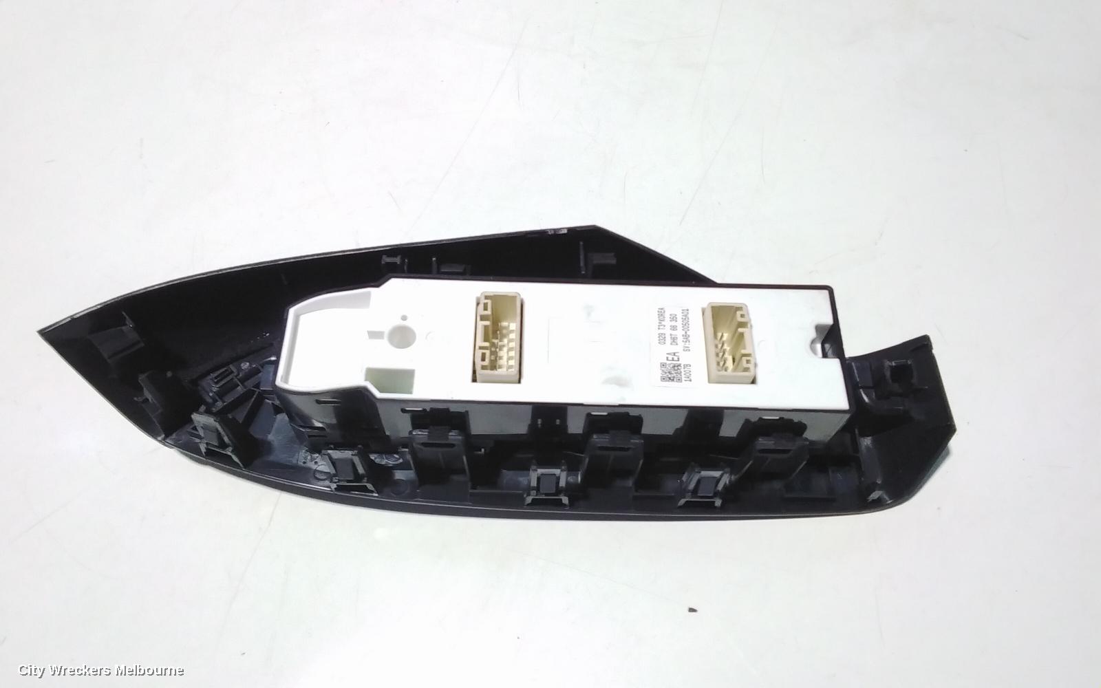 MAZDA CX3 PWR DR WIND SWITCH, RH FRONT (MASTER SWITCH), W/ AUTO FOLD TYPE, DK, 02/2017 ONWARDS