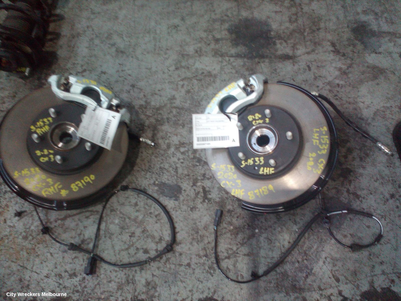 MAZDA CX3 RIGHT FRONT HUB ASSEMBLY, DK, 03/2015 ONWARDS