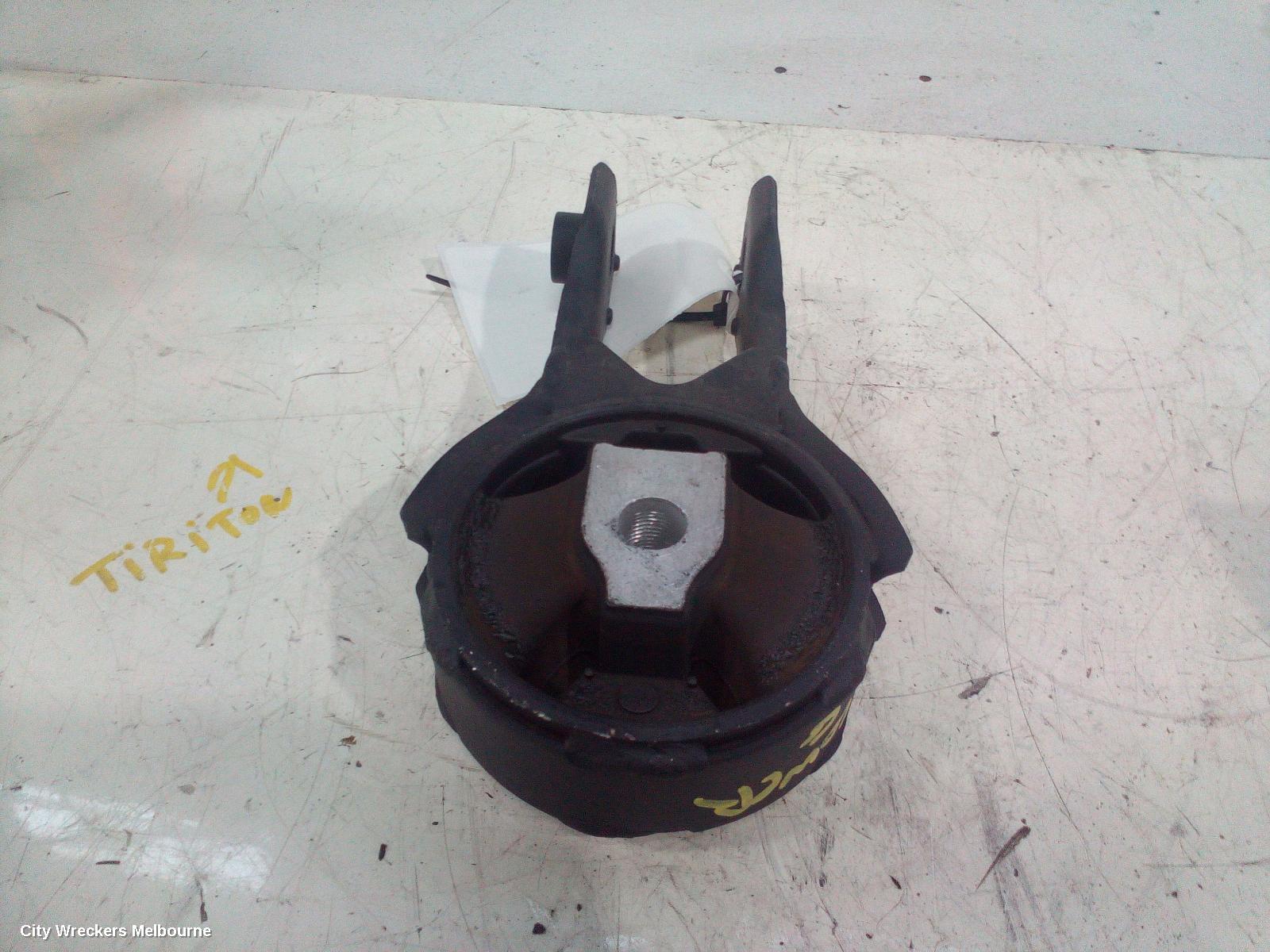 MAZDA CX3 MOUNT, DK, 03/2015 ONWARDS