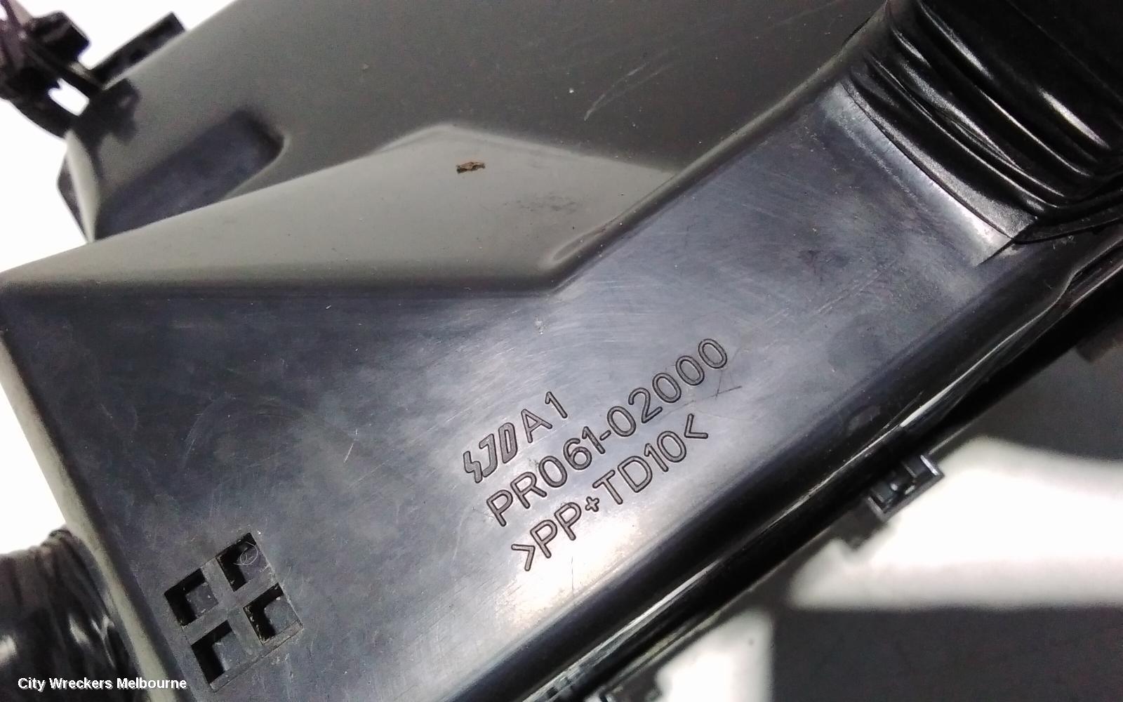 PEUGEOT 4007 FUSE BOX, GS, 10/2009 - 08/2013