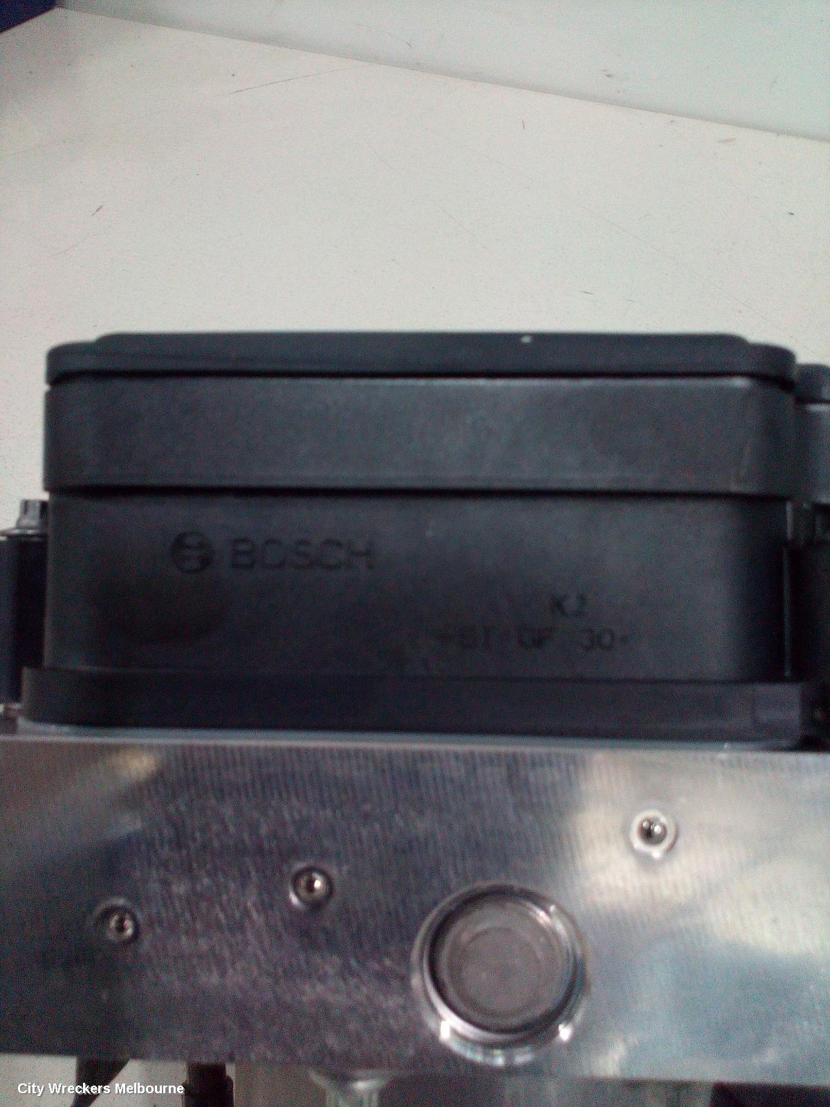 MAZDA CX3 ABS PUMP/MODULATOR, DK, P/N DL8V437A0B, 03/2015 ONWARDS