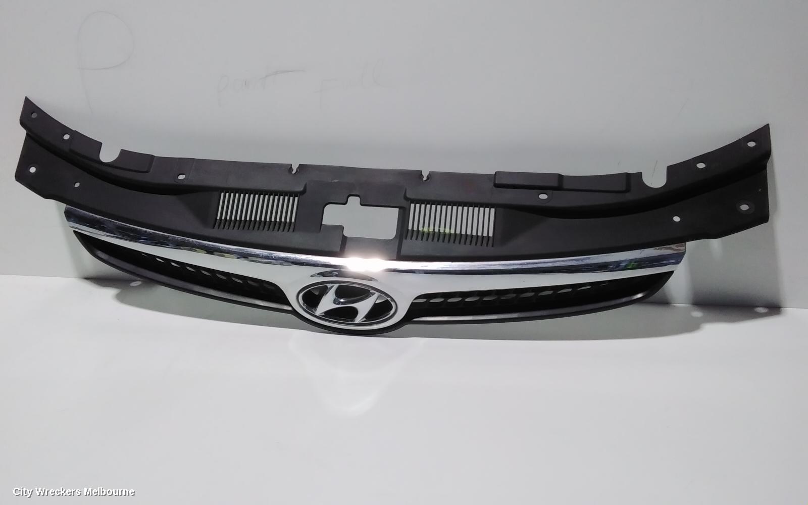 HYUNDAI I30 GRILLE, RADIATOR GRILLE, FD, 09/2007 - 04/2012