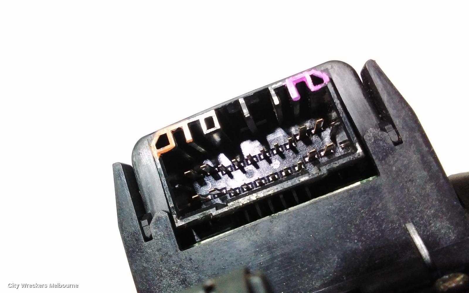HONDA MDX PWR DR WIND SWITCH, RH FRONT (MASTER SWITCH), YD, 04/2003 - 12/2006