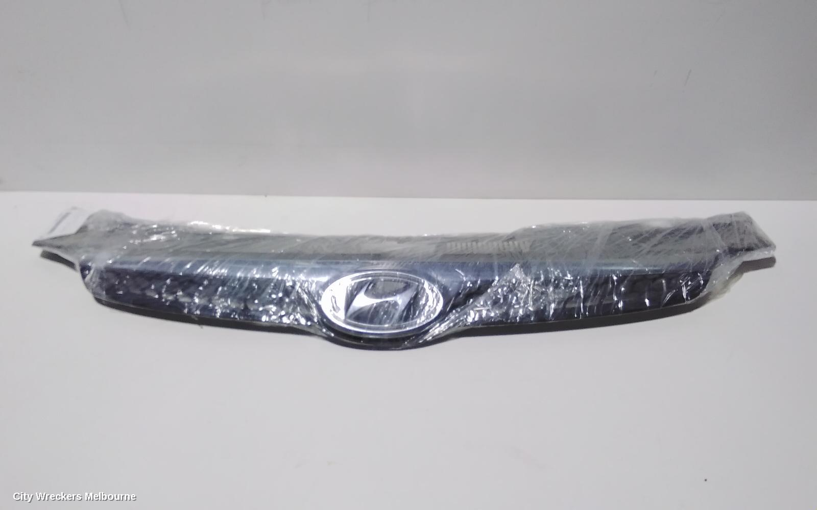 HYUNDAI I30 GRILLE, RADIATOR GRILLE, FD, 09/2007 - 04/2012