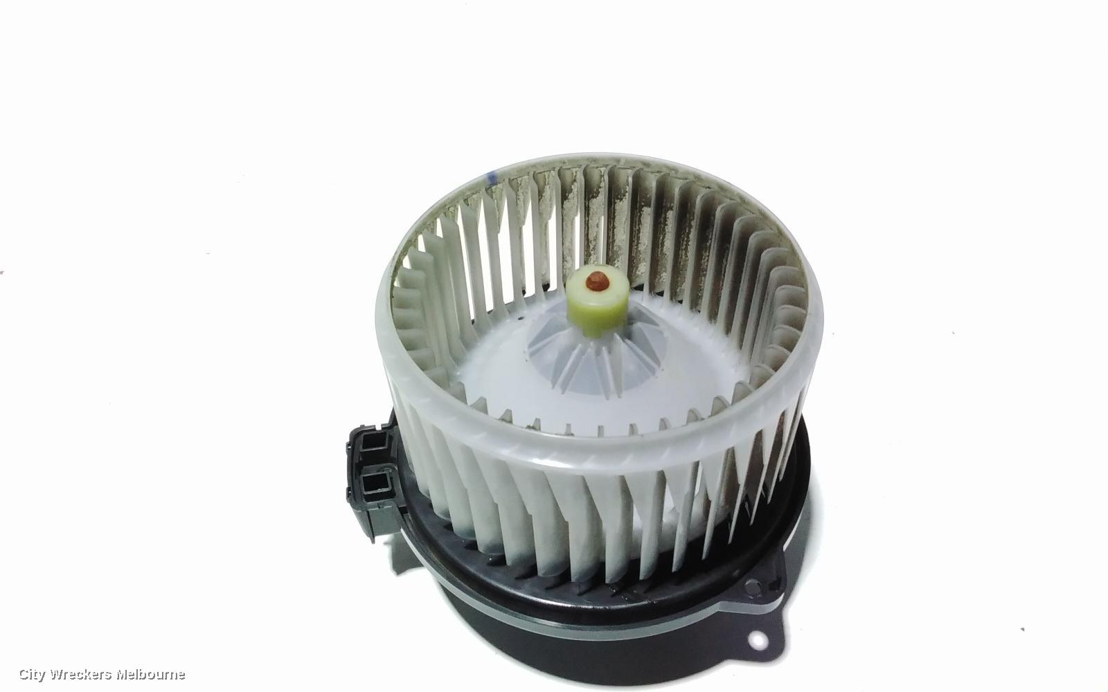 SUBARU OUTBACK HEATER FAN MOTOR, 6TH GEN, WIDE 2 PIN PLUG TYPE, P/N 2727005280, 08/2014 - 12/2020