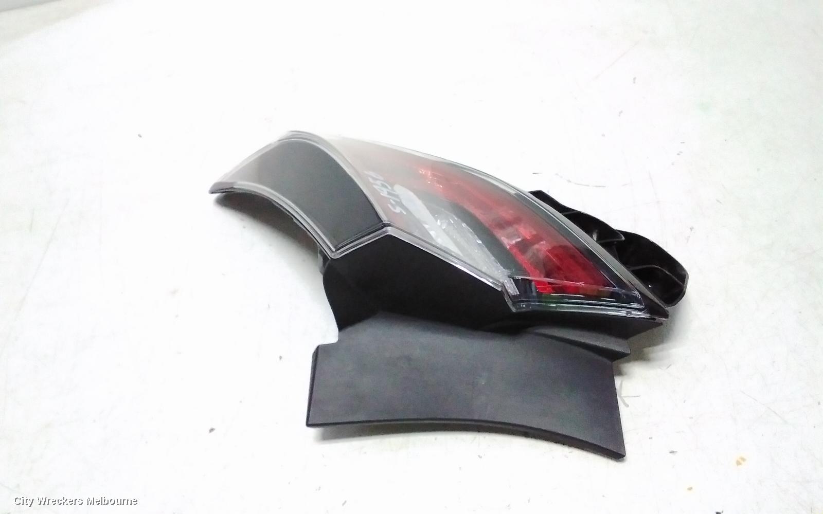 TOYOTA COROLLA RIGHT TAILLIGHT, E210, IN BODY, HATCH, 07/2018 - 08/2022