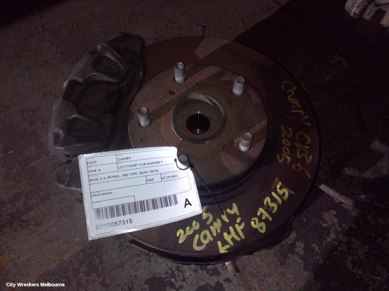 TOYOTA CAMRY LEFT FRONT HUB ASSEMBLY, SK36, 2.4, PETROL, ABS TYPE, 08/2002 - 05/2006