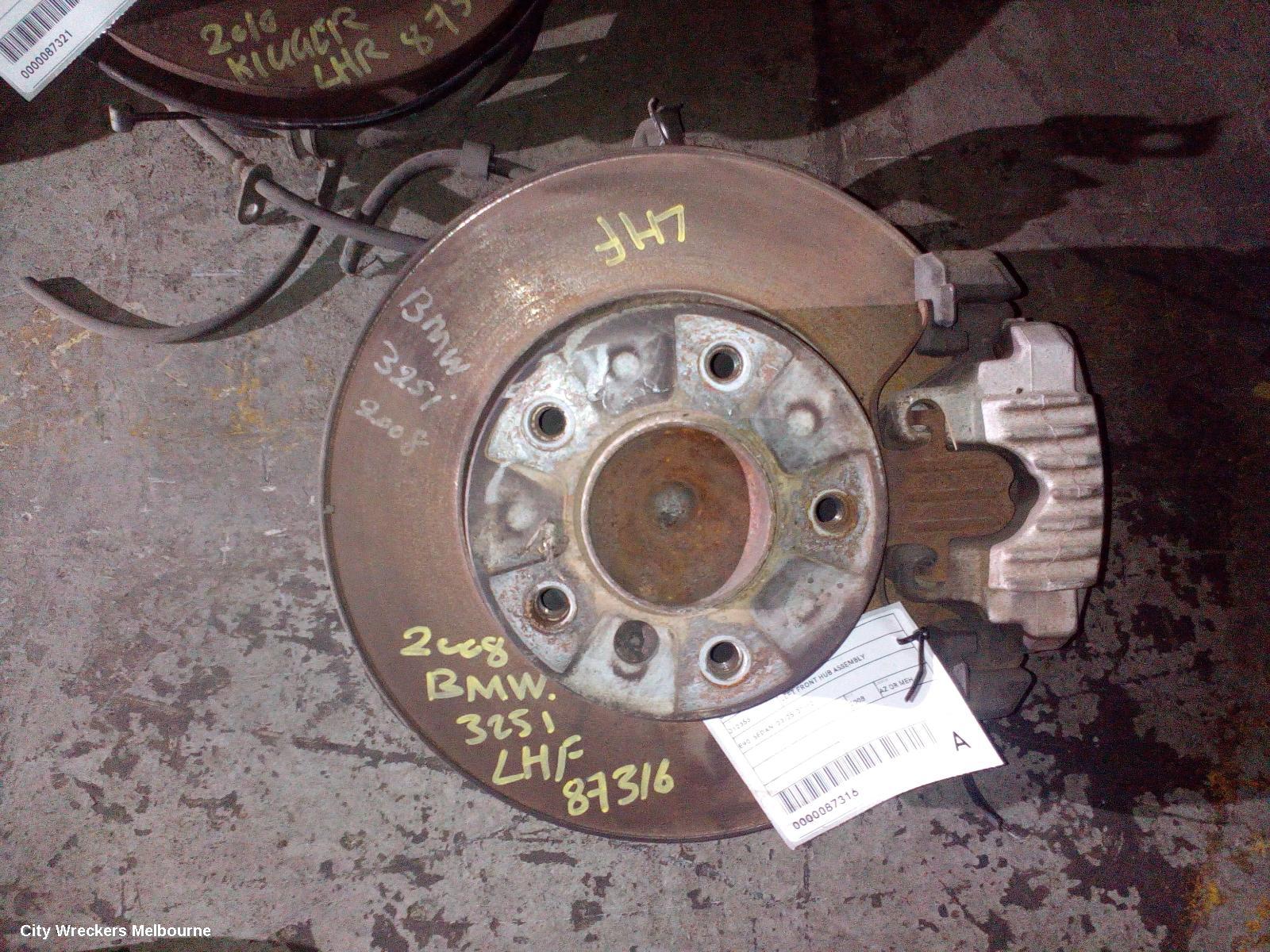 BMW 3 SERIES LEFT FRONT HUB ASSEMBLY, E90, SEDAN, 03/2005 - 01/2012