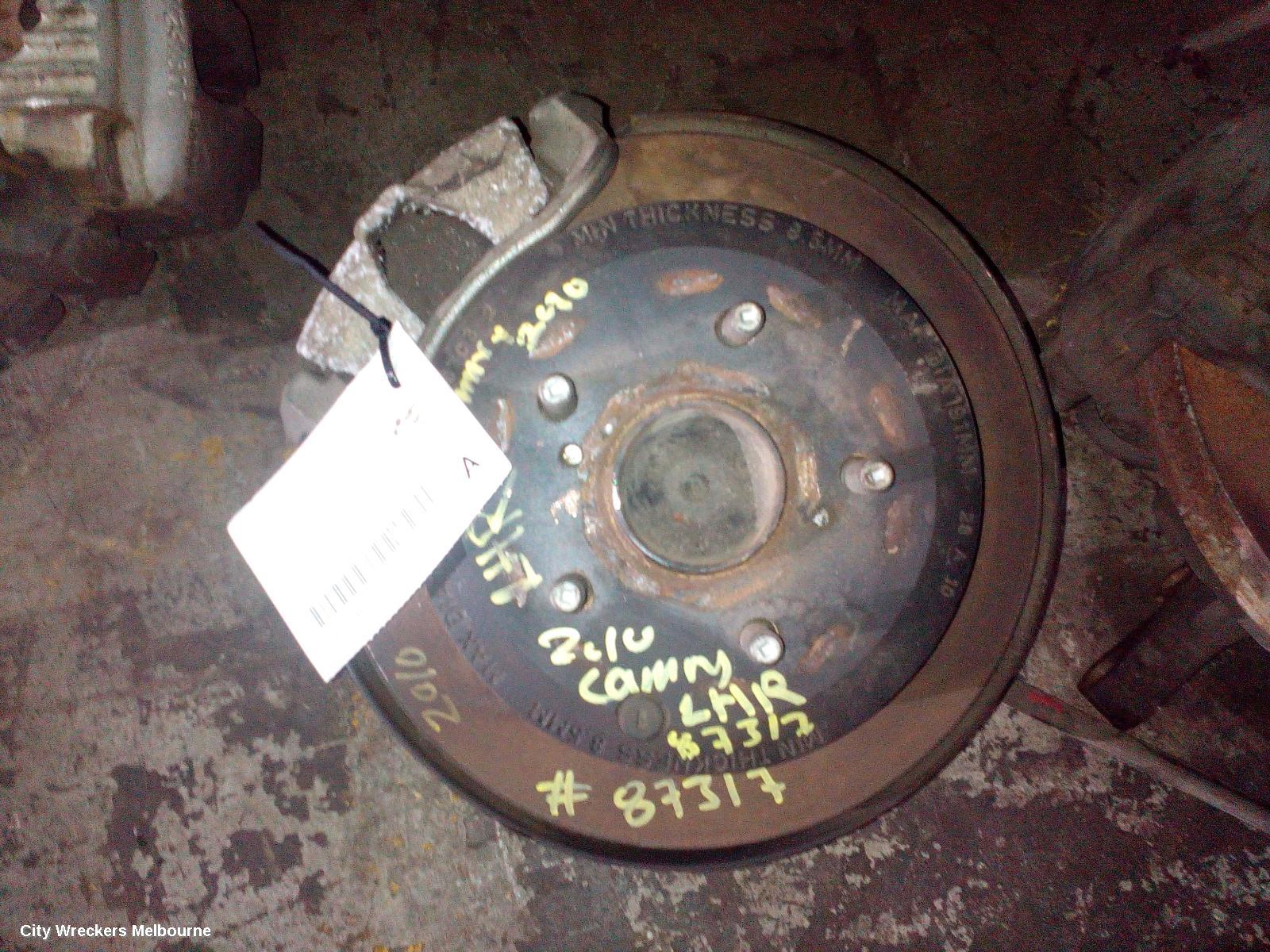 TOYOTA CAMRY LEFT REAR HUB ASSEMBLY, ACV40/AHV40, 06/2006 - 11/2011