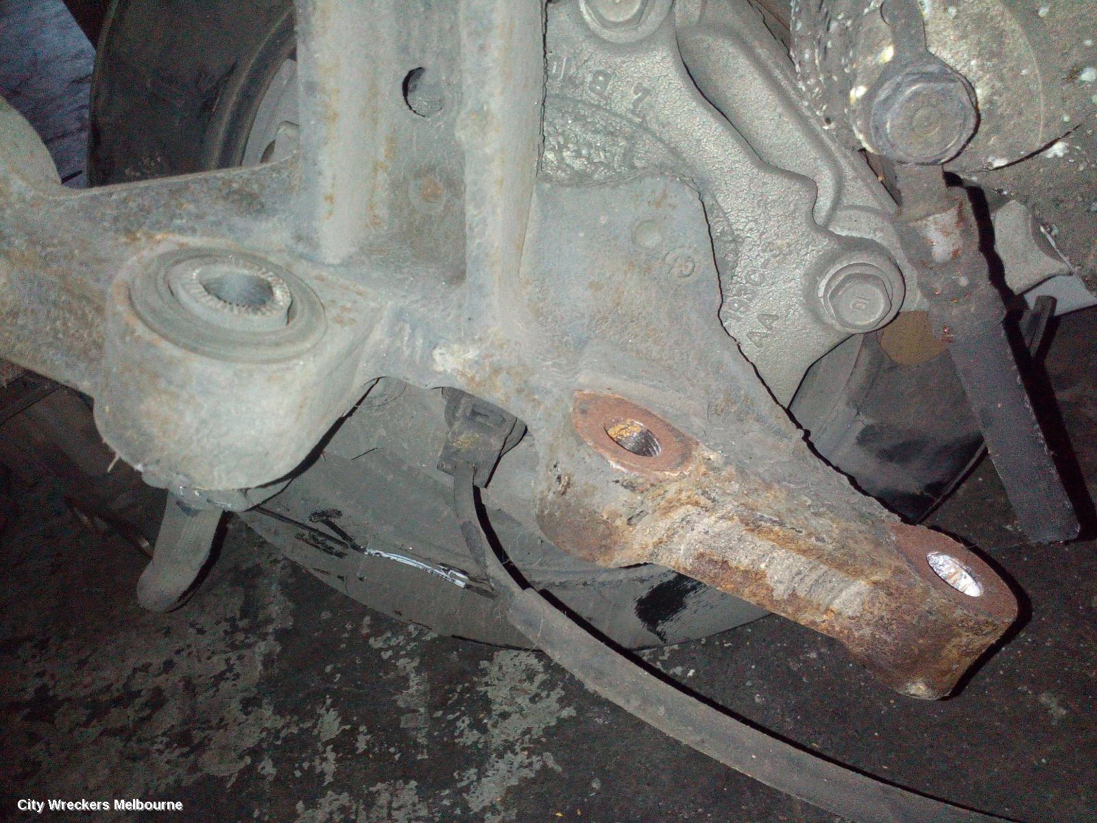 TOYOTA CAMRY LEFT REAR HUB ASSEMBLY, ACV40/AHV40, 06/2006 - 11/2011