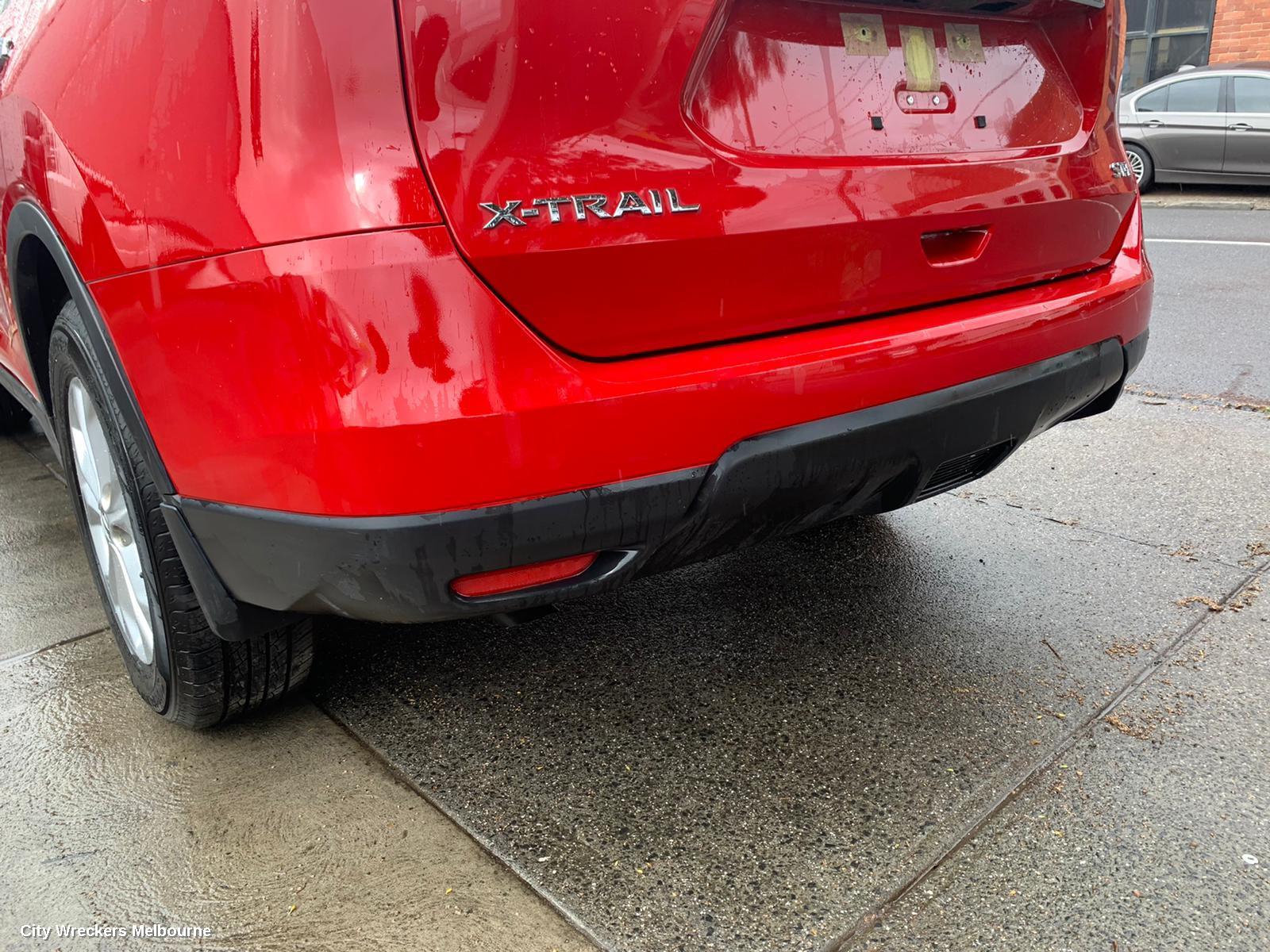 NISSAN XTRAIL ROOF RAIL