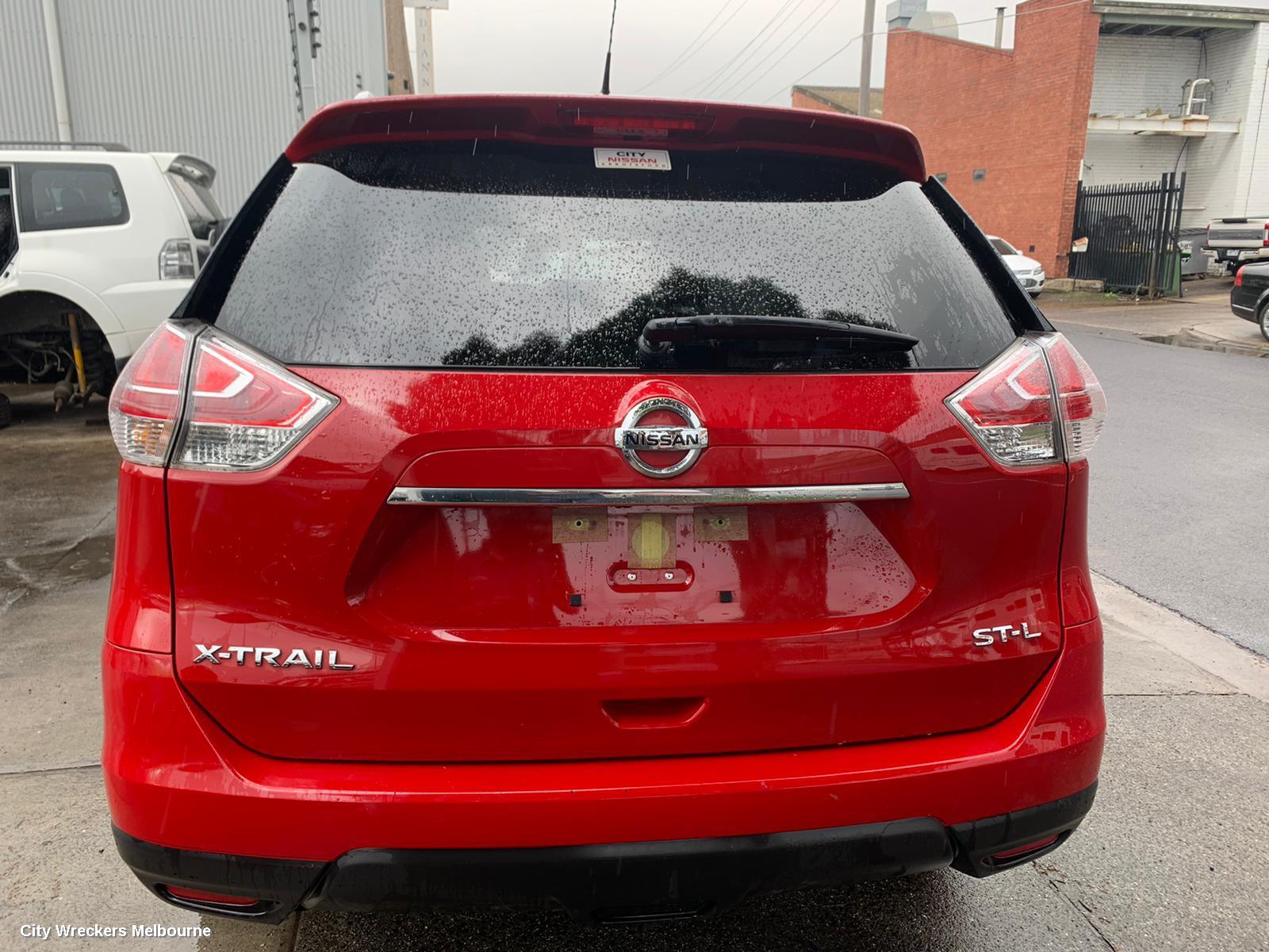 NISSAN XTRAIL ROOF RAIL