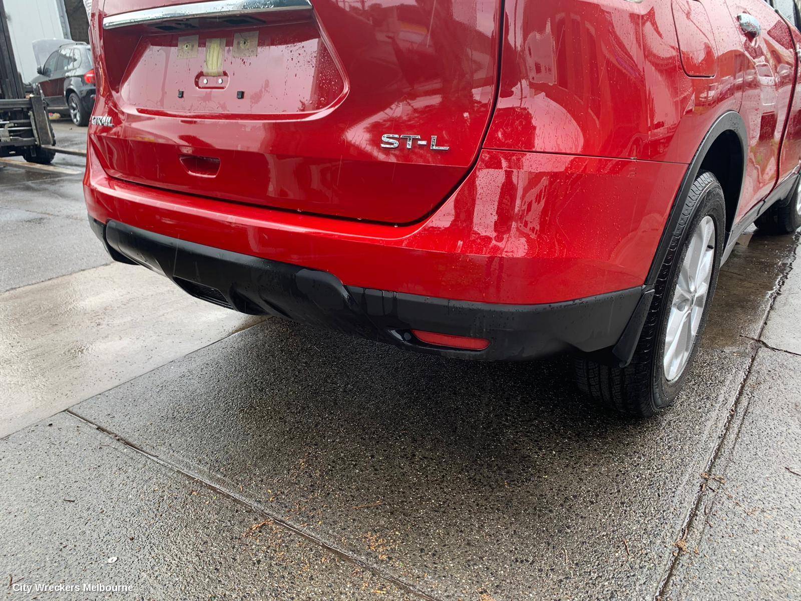 NISSAN XTRAIL ROOF RAIL