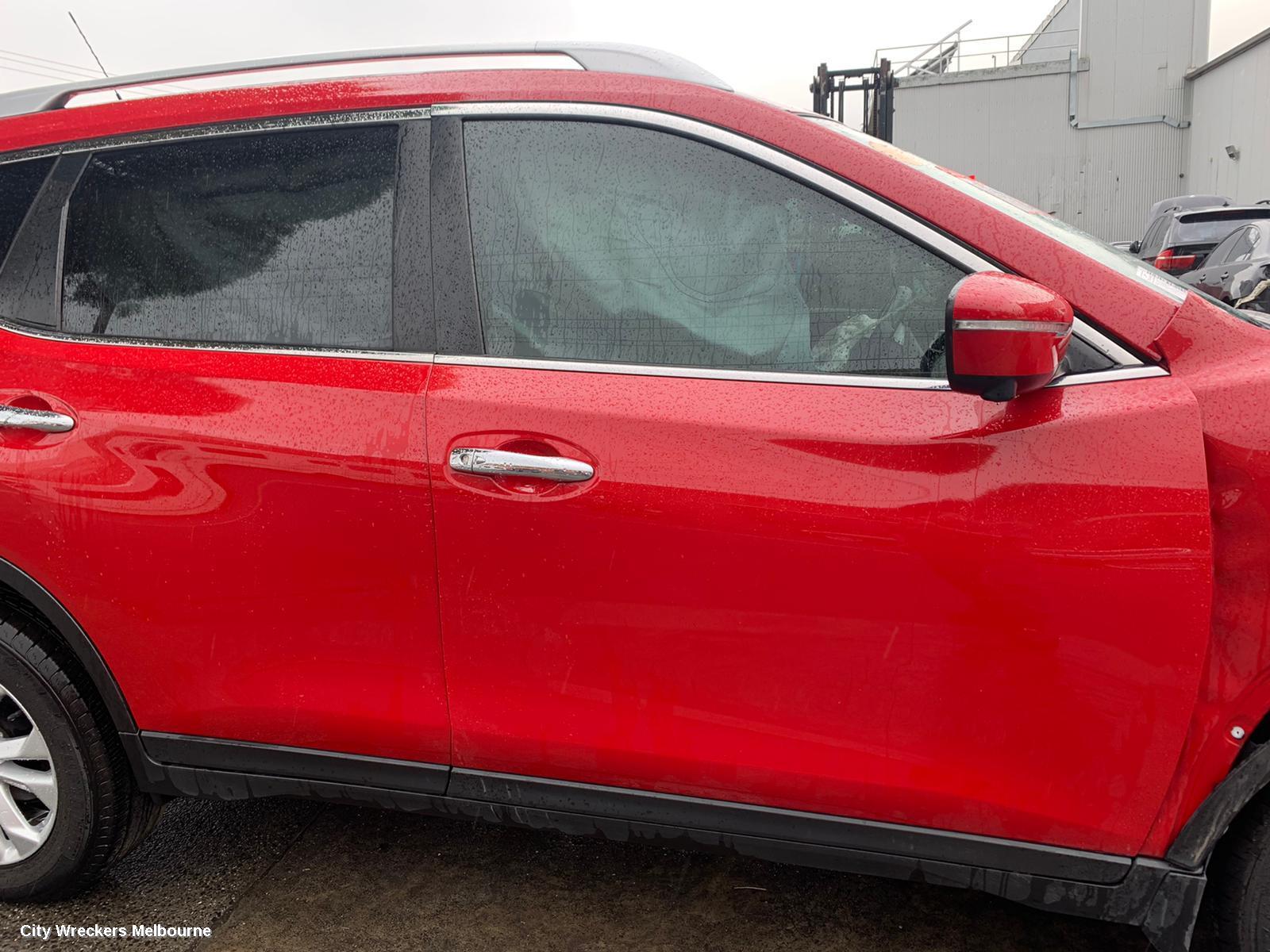 NISSAN XTRAIL ROOF RAIL